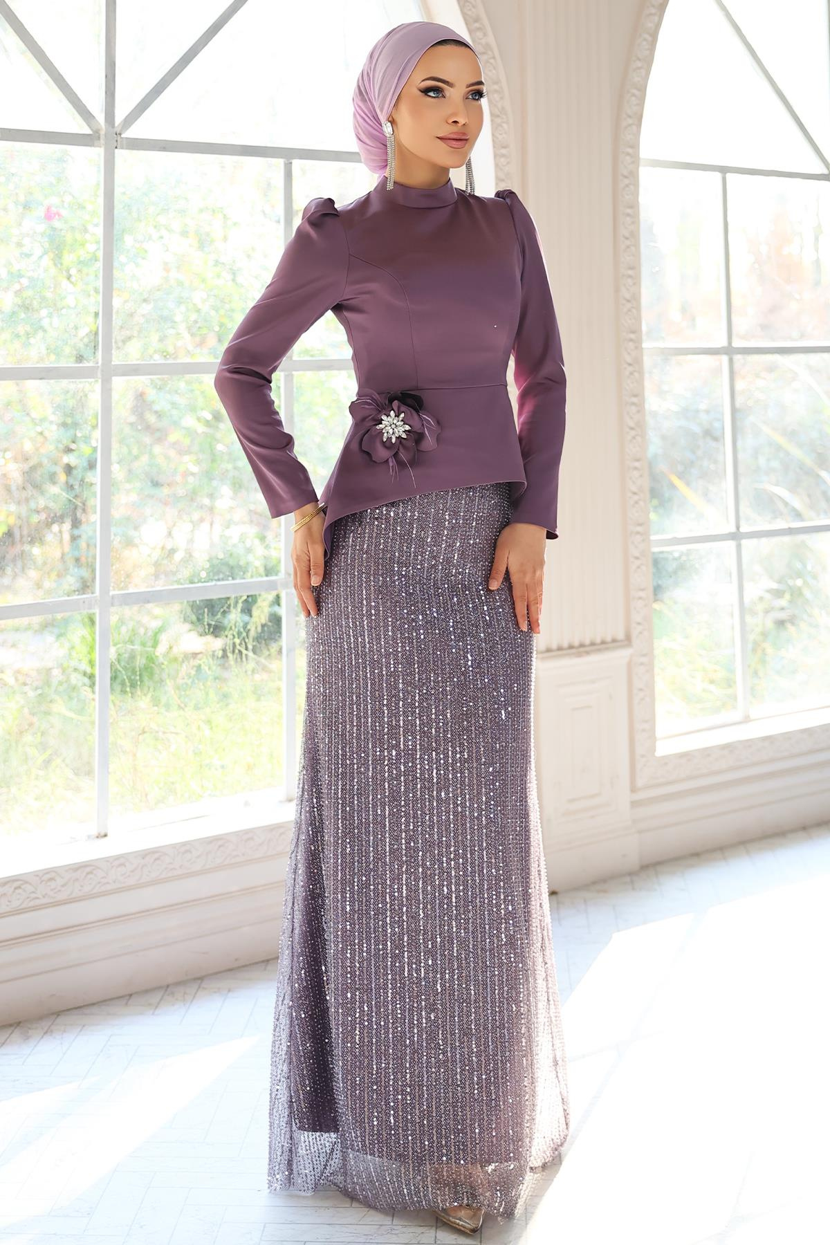 Çiçek Broşlu Arkası Bağcıklı Saten ve Payetli Tesettür Abiye Takım K. LİLA 1683