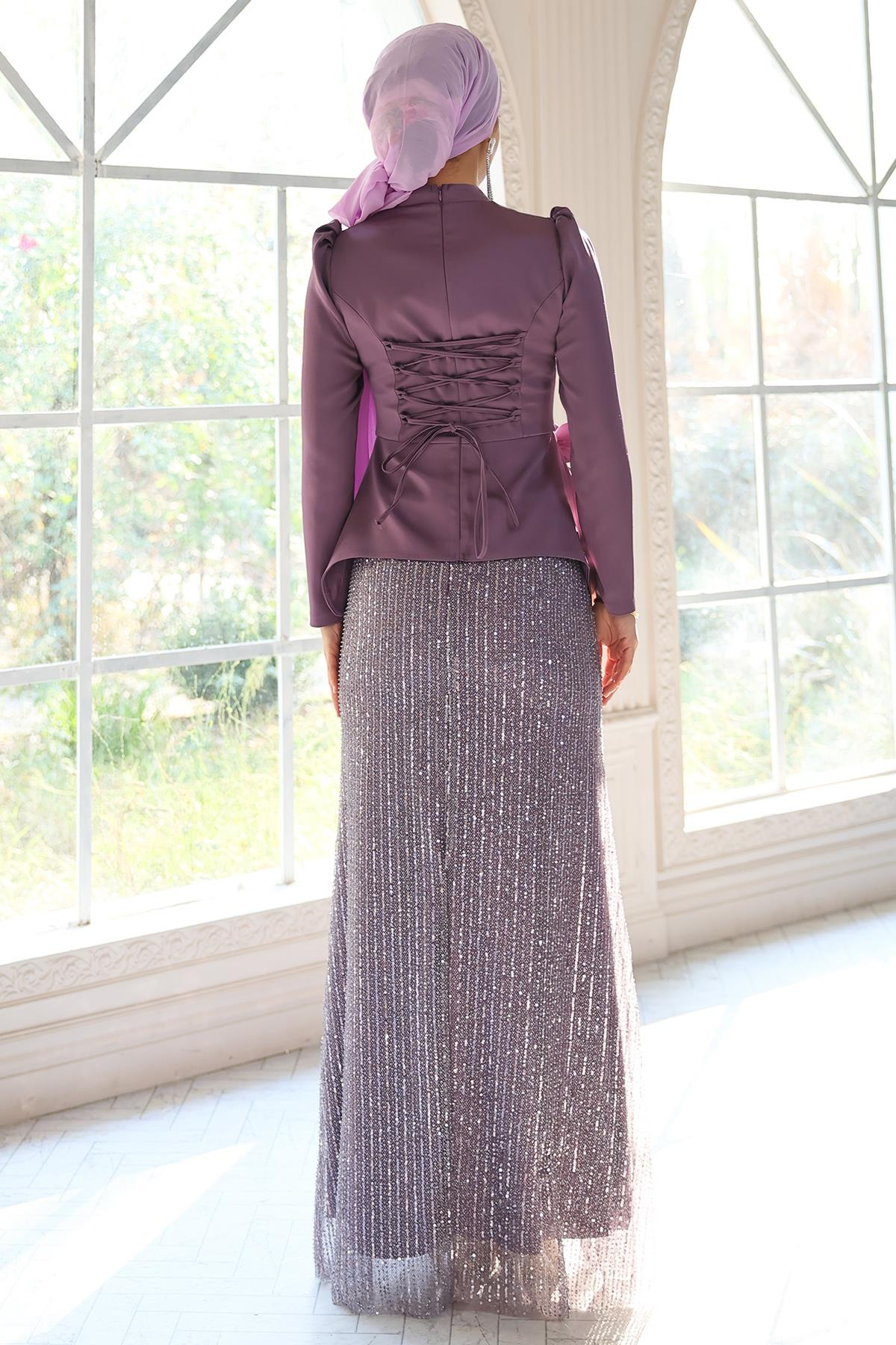 Çiçek Broşlu Arkası Bağcıklı Saten ve Payetli Tesettür Abiye Takım K. LİLA 1683
