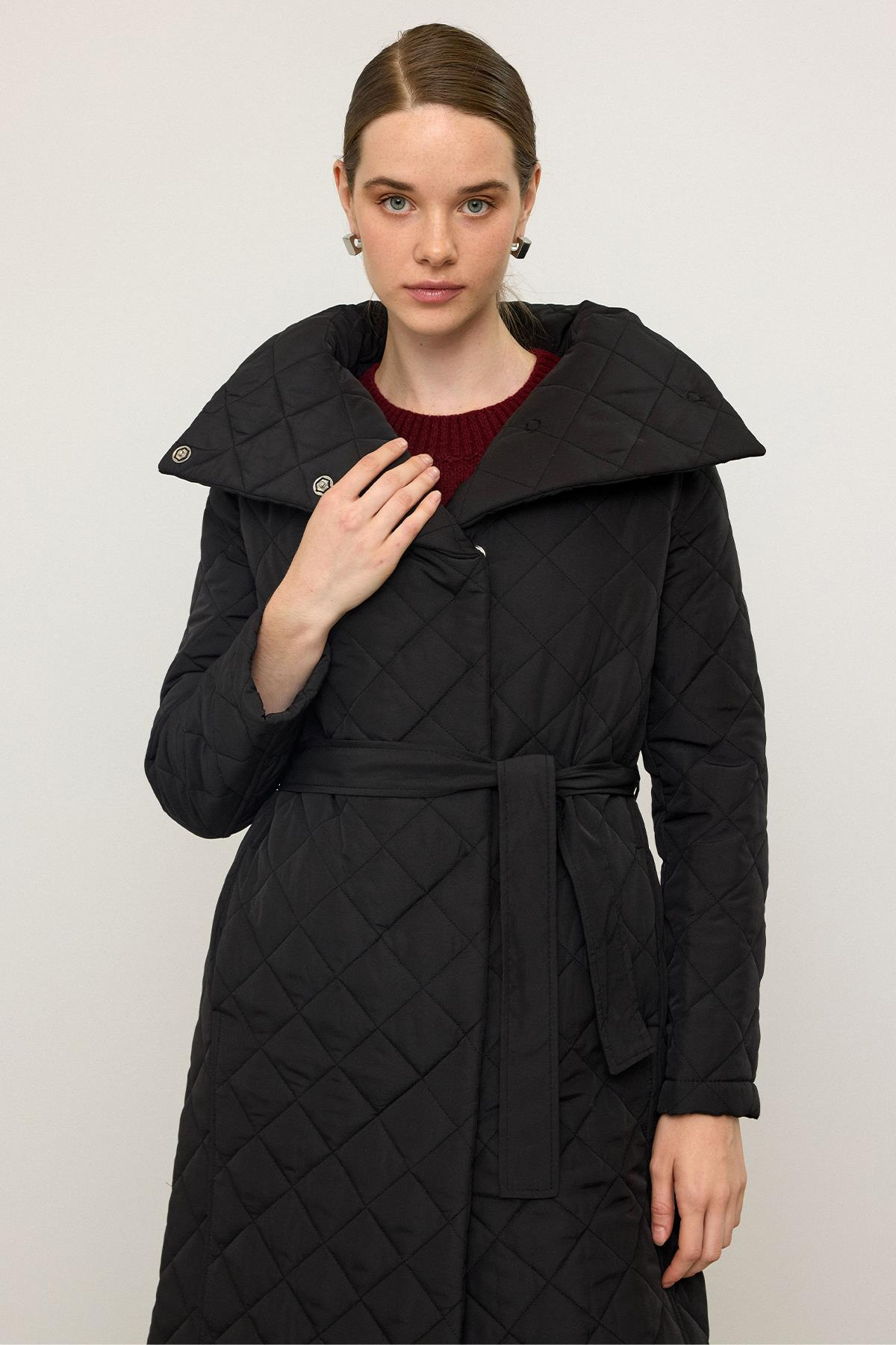 Removable Hooded Turn-down Collar Quilted Coat BLACK 6792