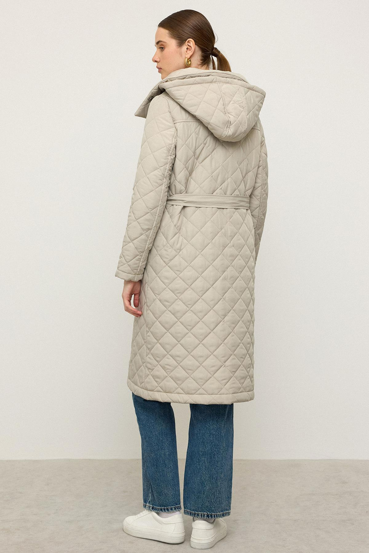 معطف مبطن قابل للإزالة مع غطاء رأس وياقة مطوية لأسفل حجر 6792