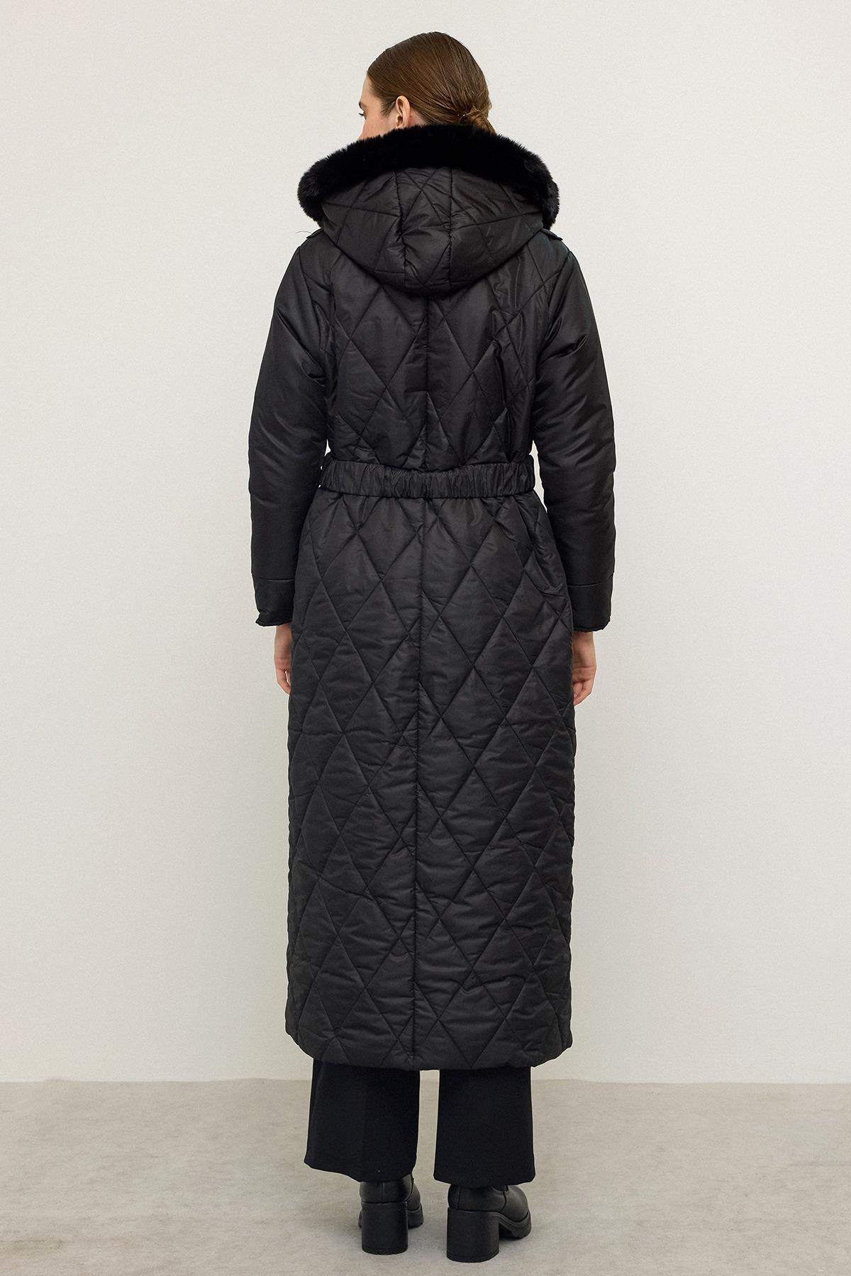 Çıkabilen Kürklü Kapüşonlu Fermuar Kapamalı Uzun Kapitone Mont SİYAH 6791