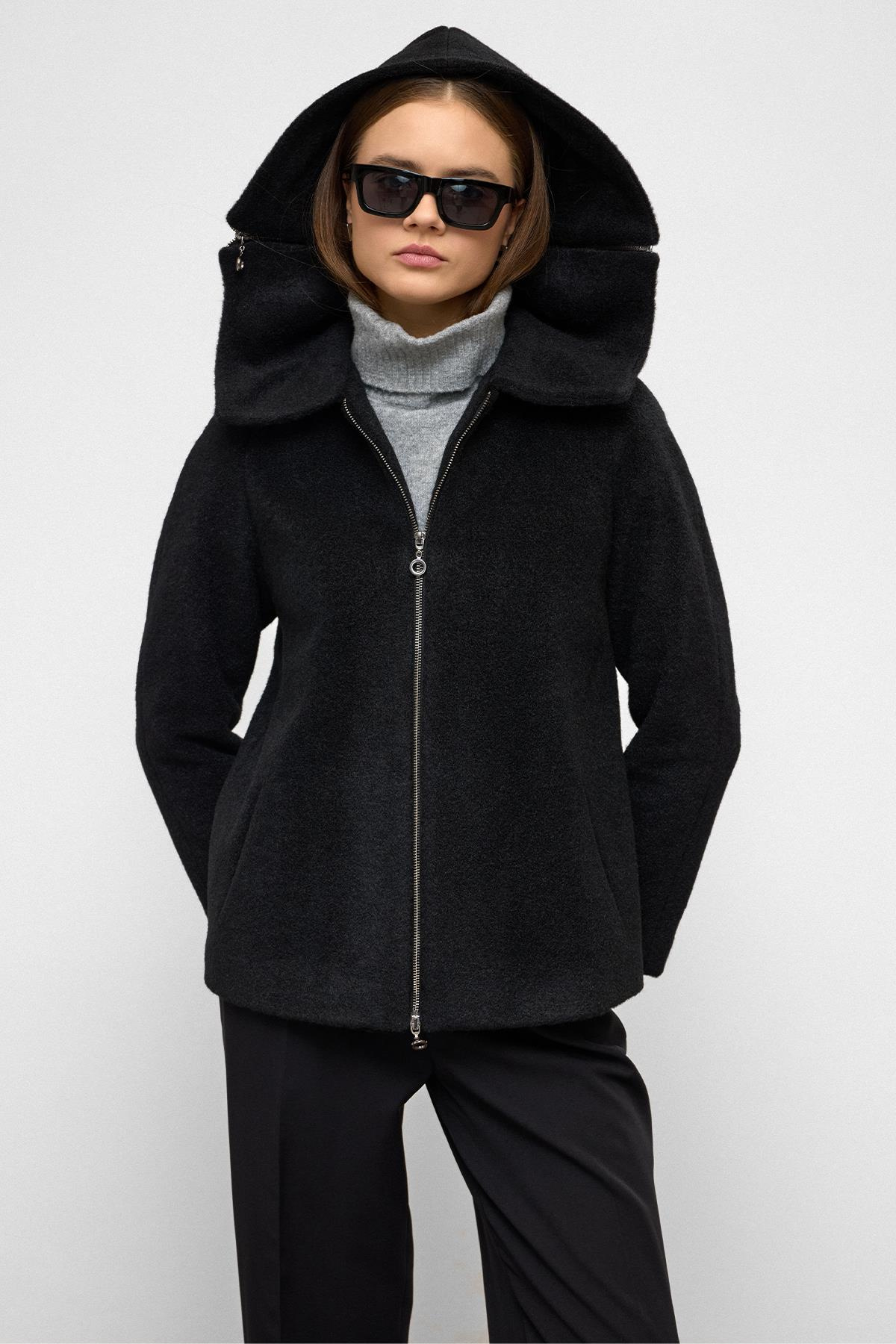 Çıkabilir Kapüşonlu Fermuar Detaylı Oversize Kaban SİYAH 3128