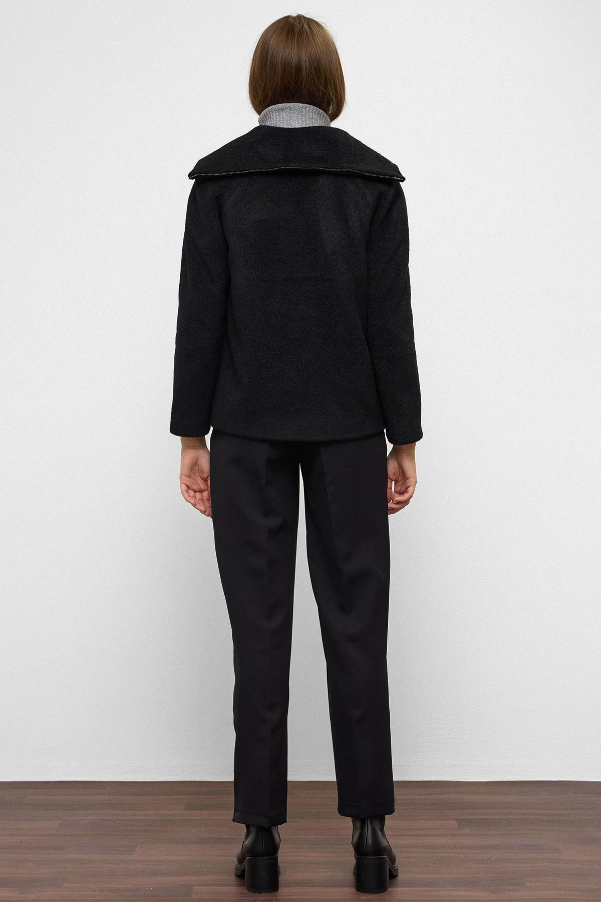 Çıkabilir Kapüşonlu Fermuar Detaylı Oversize Kaban SİYAH 3128