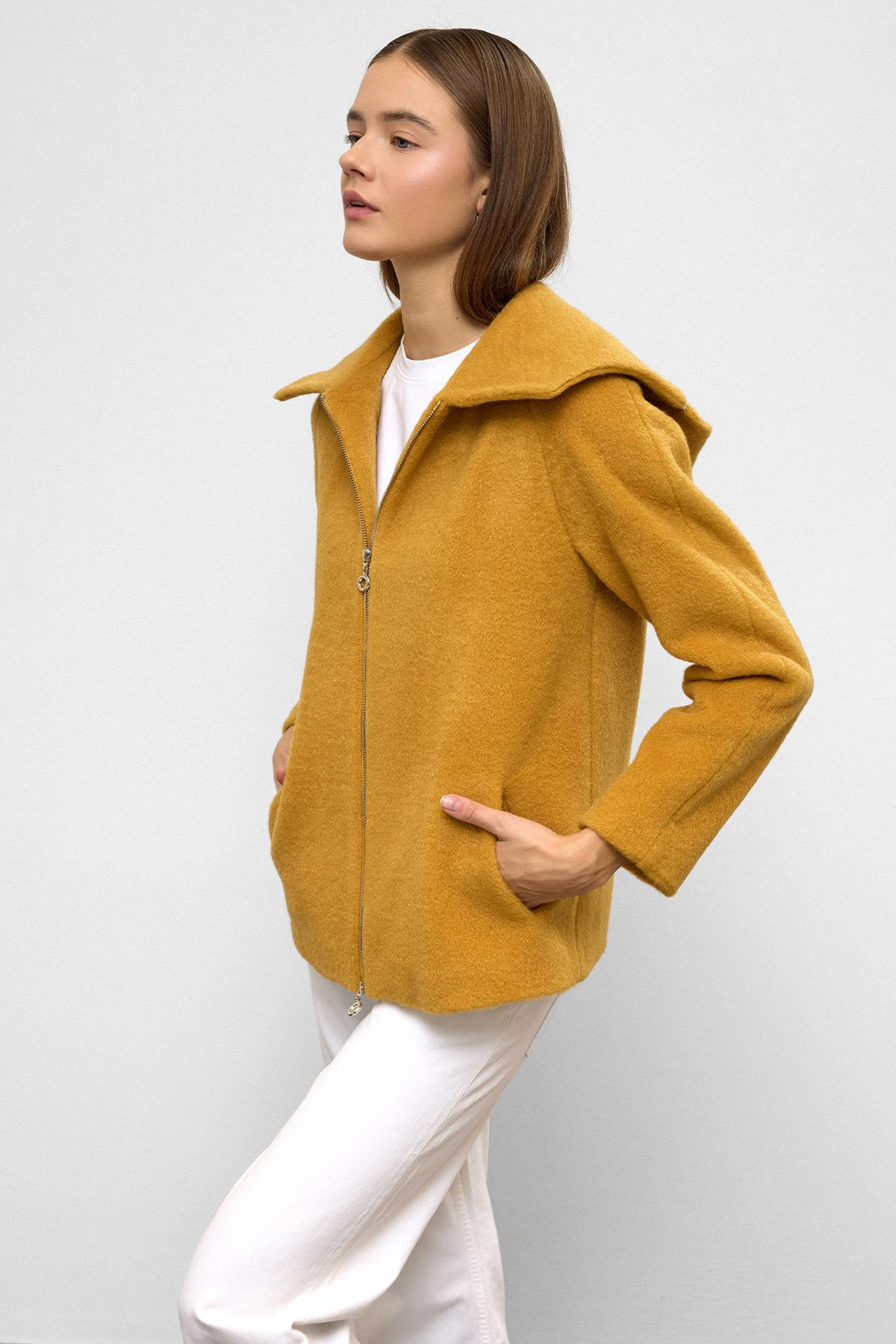 Çıkabilir Kapüşonlu Fermuar Detaylı Oversize Kaban HARDAL 3128