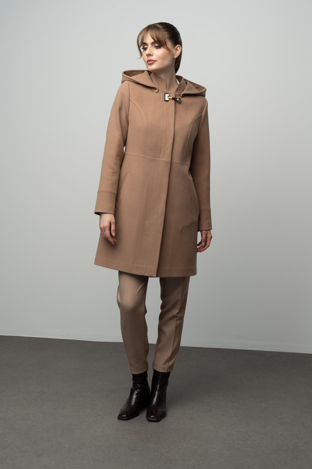 Çıkabilir Kapüşonlu Metal Aksesuarlı Kaban KAMEL 3036