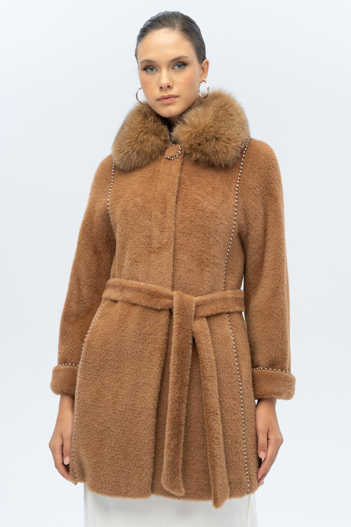 Çıkabilir Kürklü İnci Detaylı Peluş Kaban TABA 3098-TK