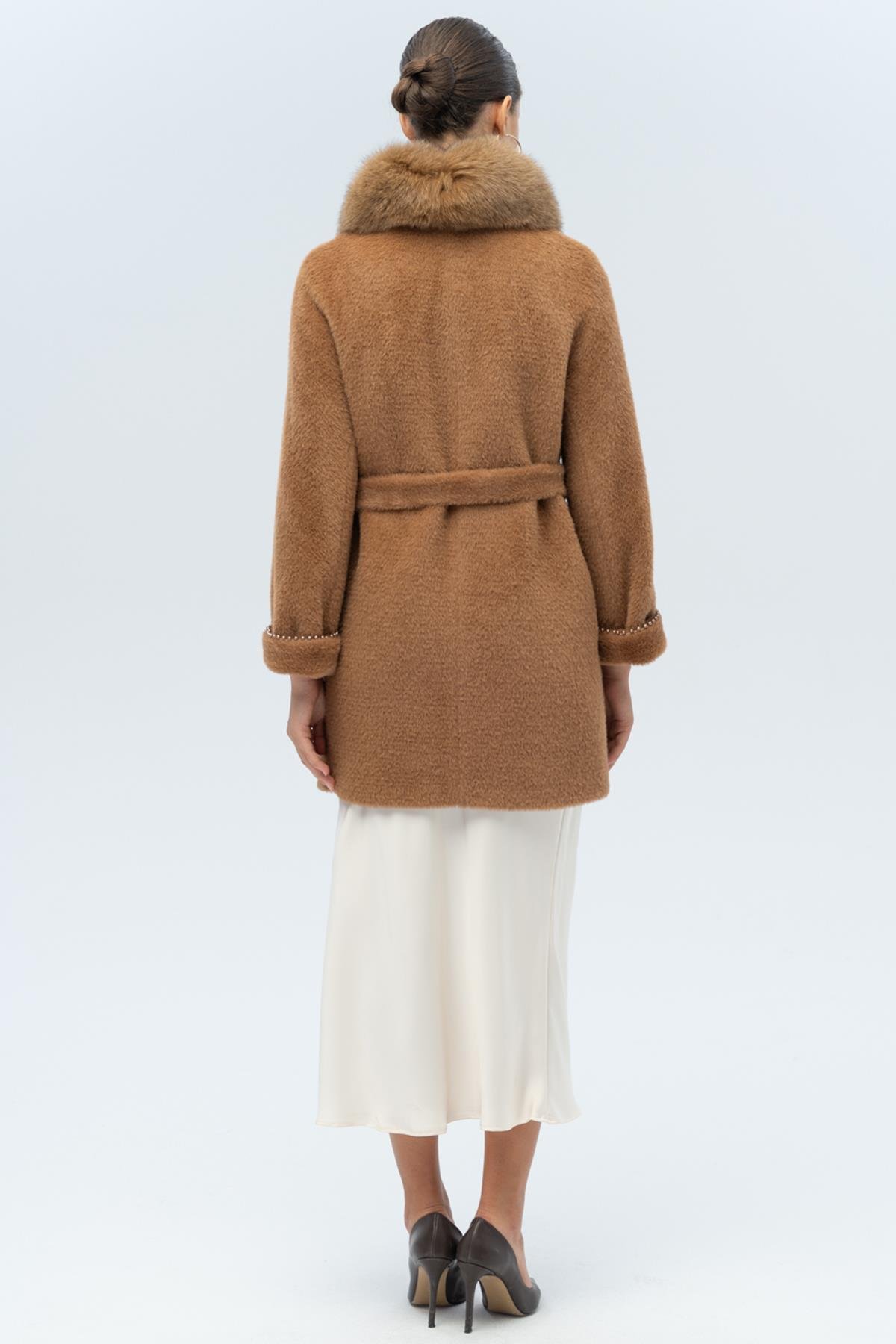 Çıkabilir Kürklü İnci Detaylı Peluş Kaban TABA 3098-TK