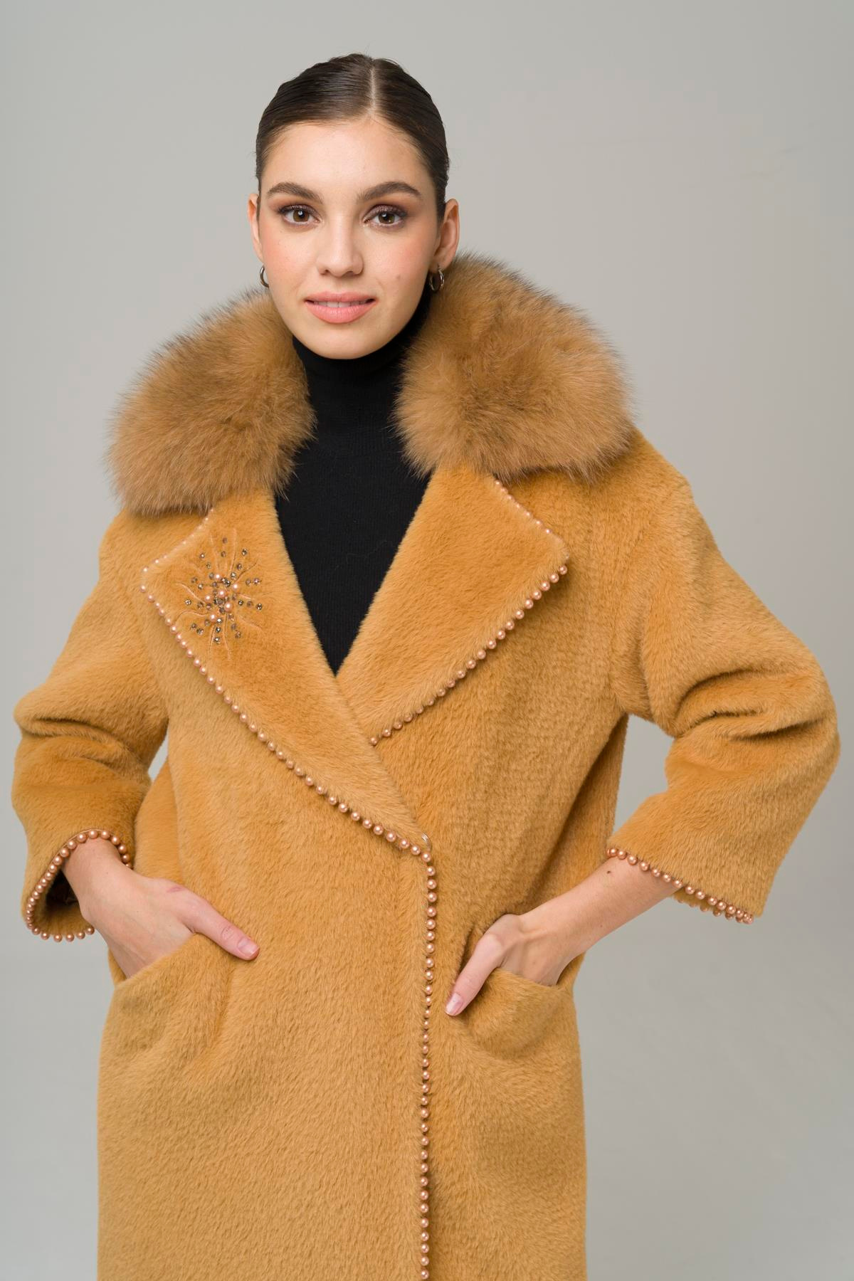 Çıkabilir Kürklü İşleme ve İnci Detaylı Peluş Kaban KAMEL 3959-TK