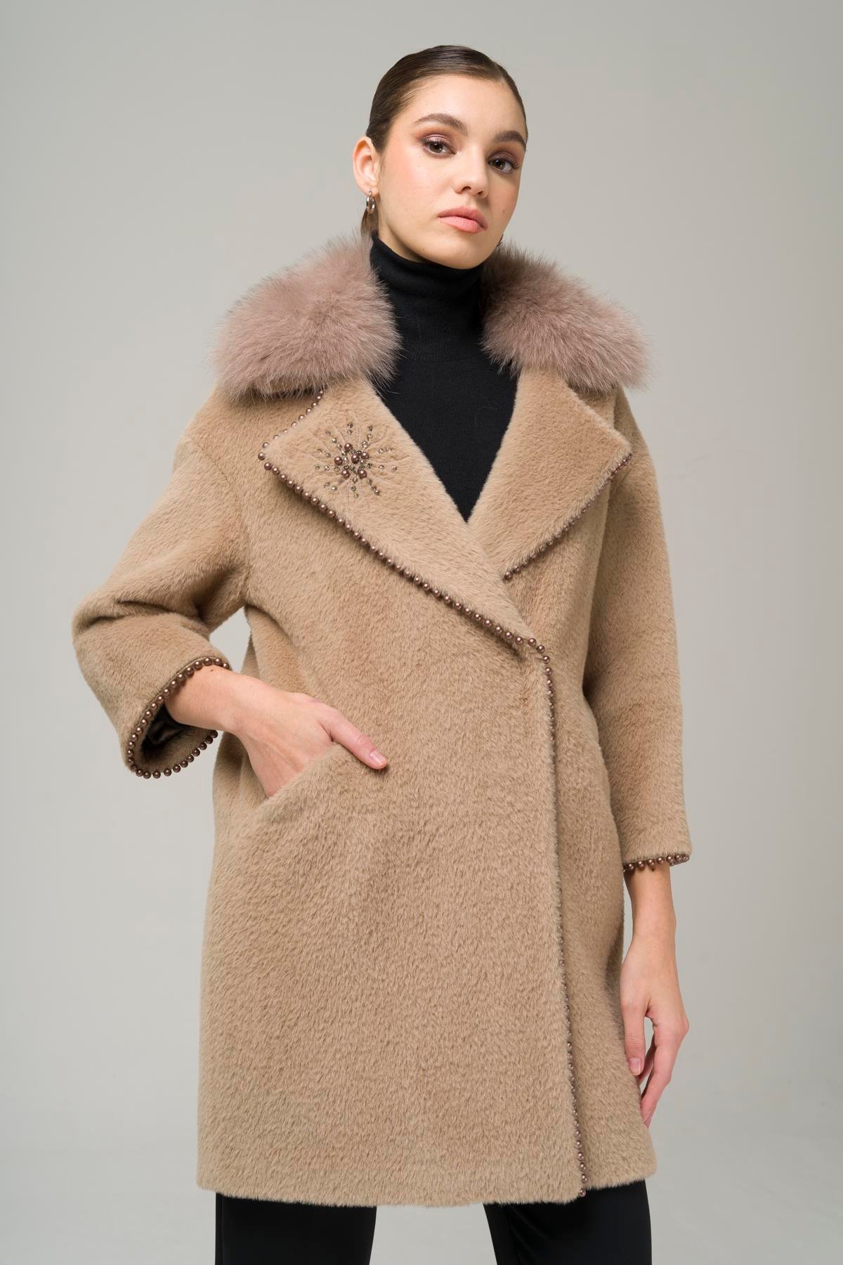 Removable Plush Coat with Fur Embroidery and Pearl Details VIZON 3959-TK