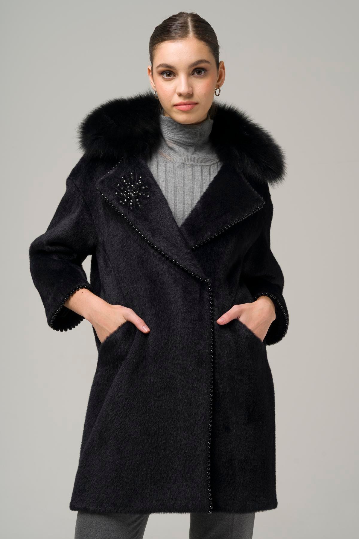 Removable Plush Coat with Fur Embroidery and Pearl Details BLACK 3959-TK