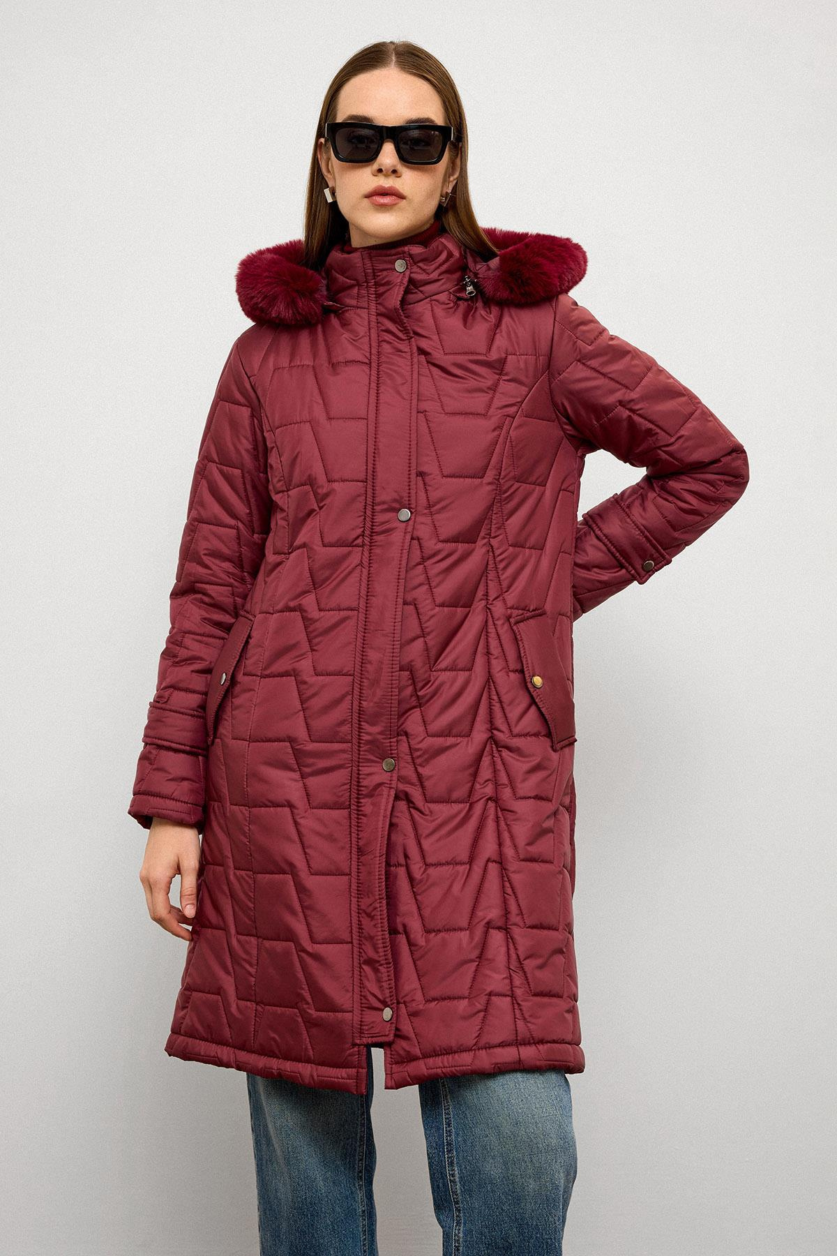 Çıkabilir Kürklü Kapüşonlu Fermuar Kapamalı Kapitone Mont BORDO 6779