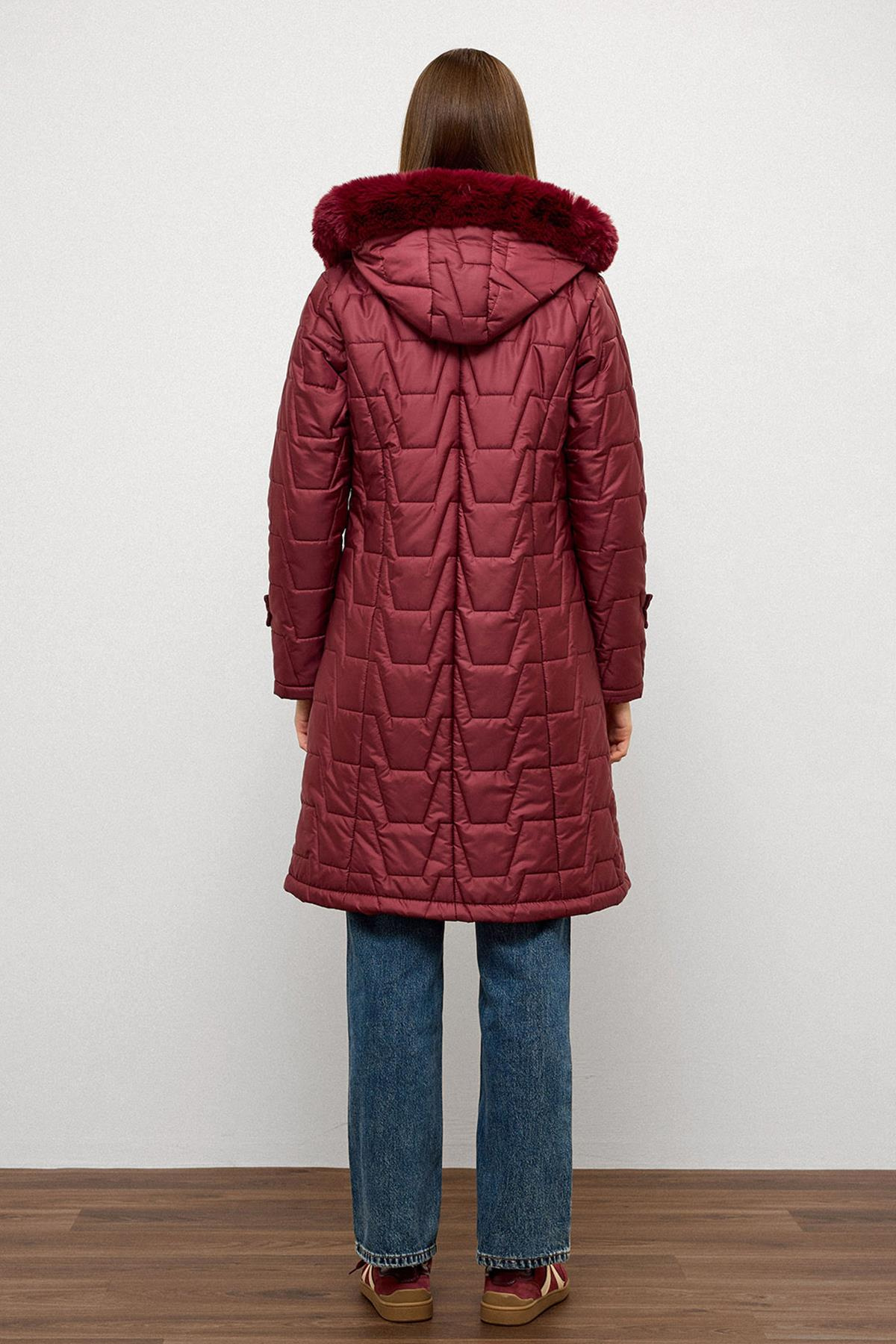 Çıkabilir Kürklü Kapüşonlu Fermuar Kapamalı Kapitone Mont BORDO 6779