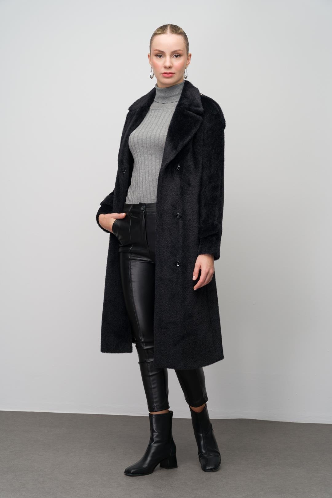Angora Look Coat with Snap Closure, Epaulettes and Chain Accessories BLACK 3074