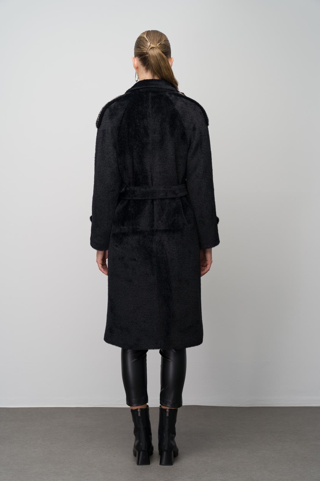 Angora Look Coat with Snap Closure, Epaulettes and Chain Accessories BLACK 3074