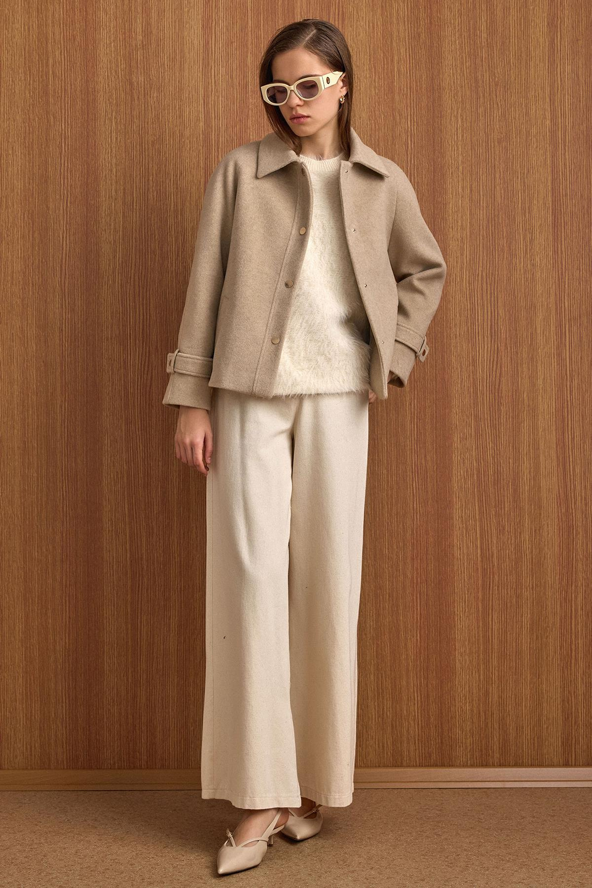 Çıt Çıt Kapamalı Pat Detaylı Kısa Kaban TAŞ 3163