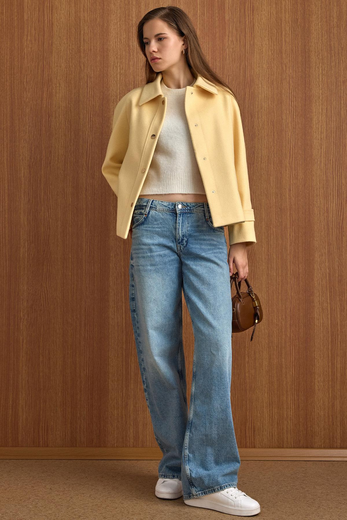 Çıt Çıt Kapamalı Pat Detaylı Kısa Kaban SARI 3163