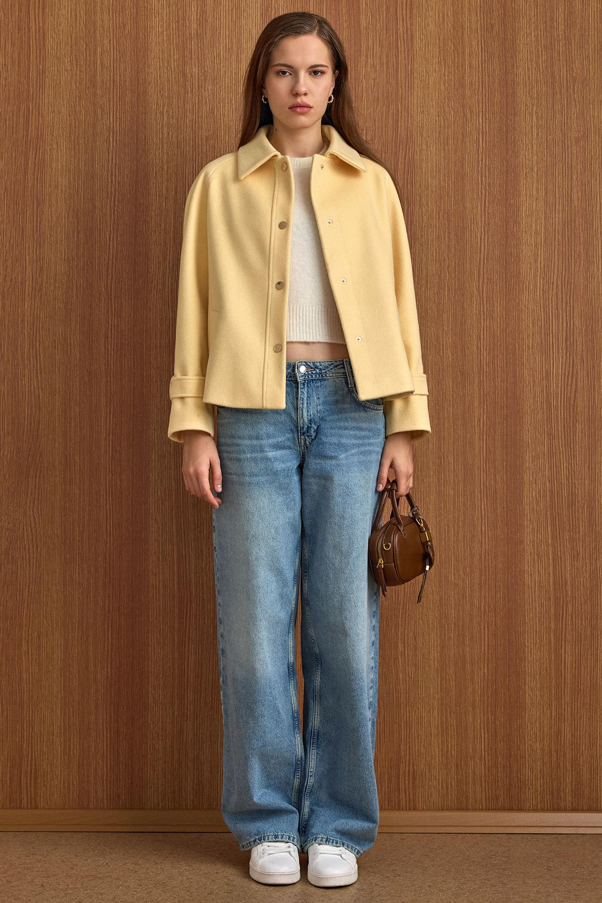 Çıt Çıt Kapamalı Pat Detaylı Kısa Kaban SARI 3163