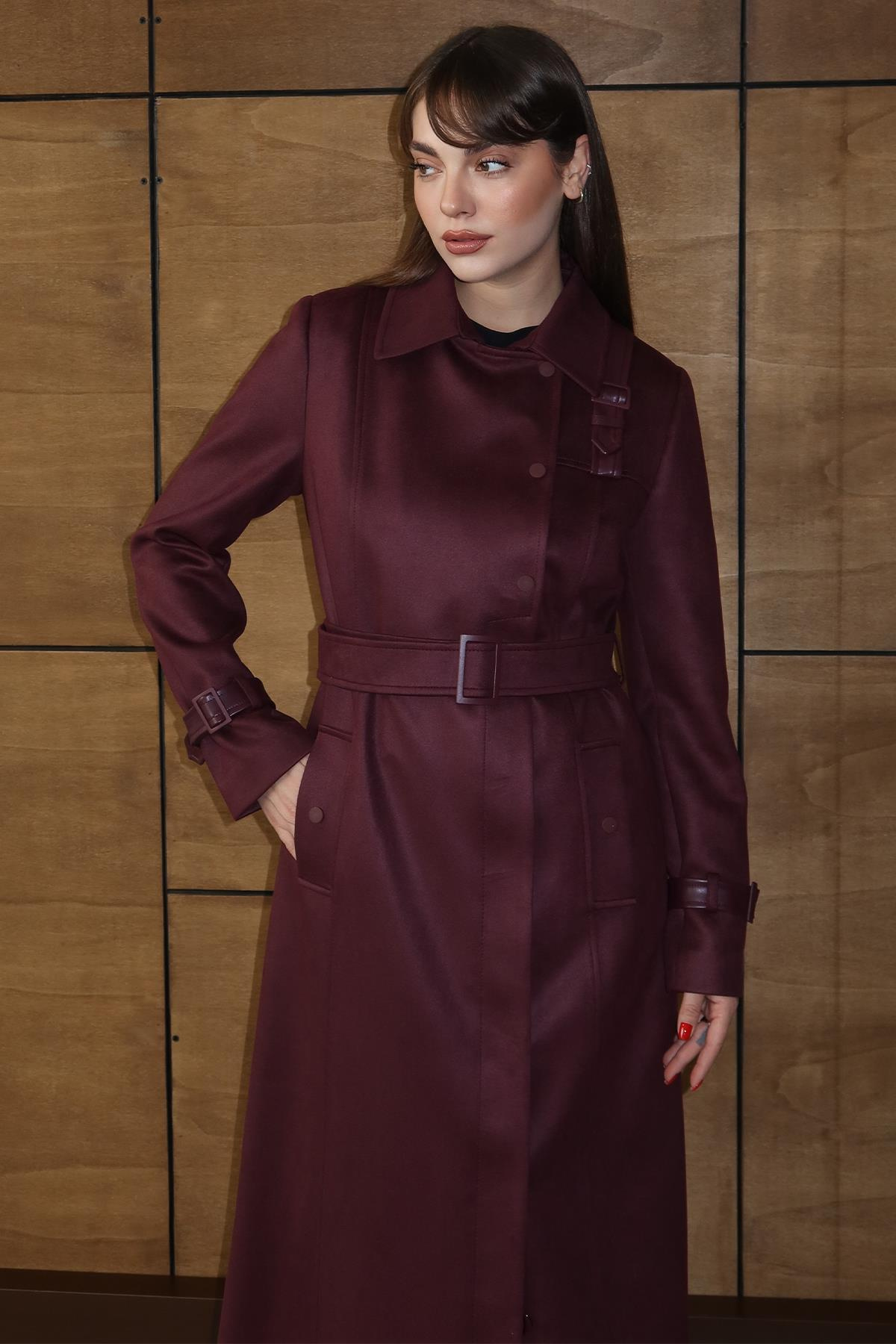 Deri Aksesuarlı Çıt Çıt Detaylı Gabardin Süet Görünümlü Pardesü BORDO 6803