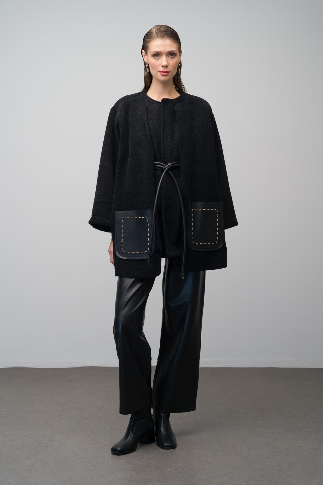 Deri Cep ve Kemer Detaylı Astarsız Salaş Kaban SİYAH 3076