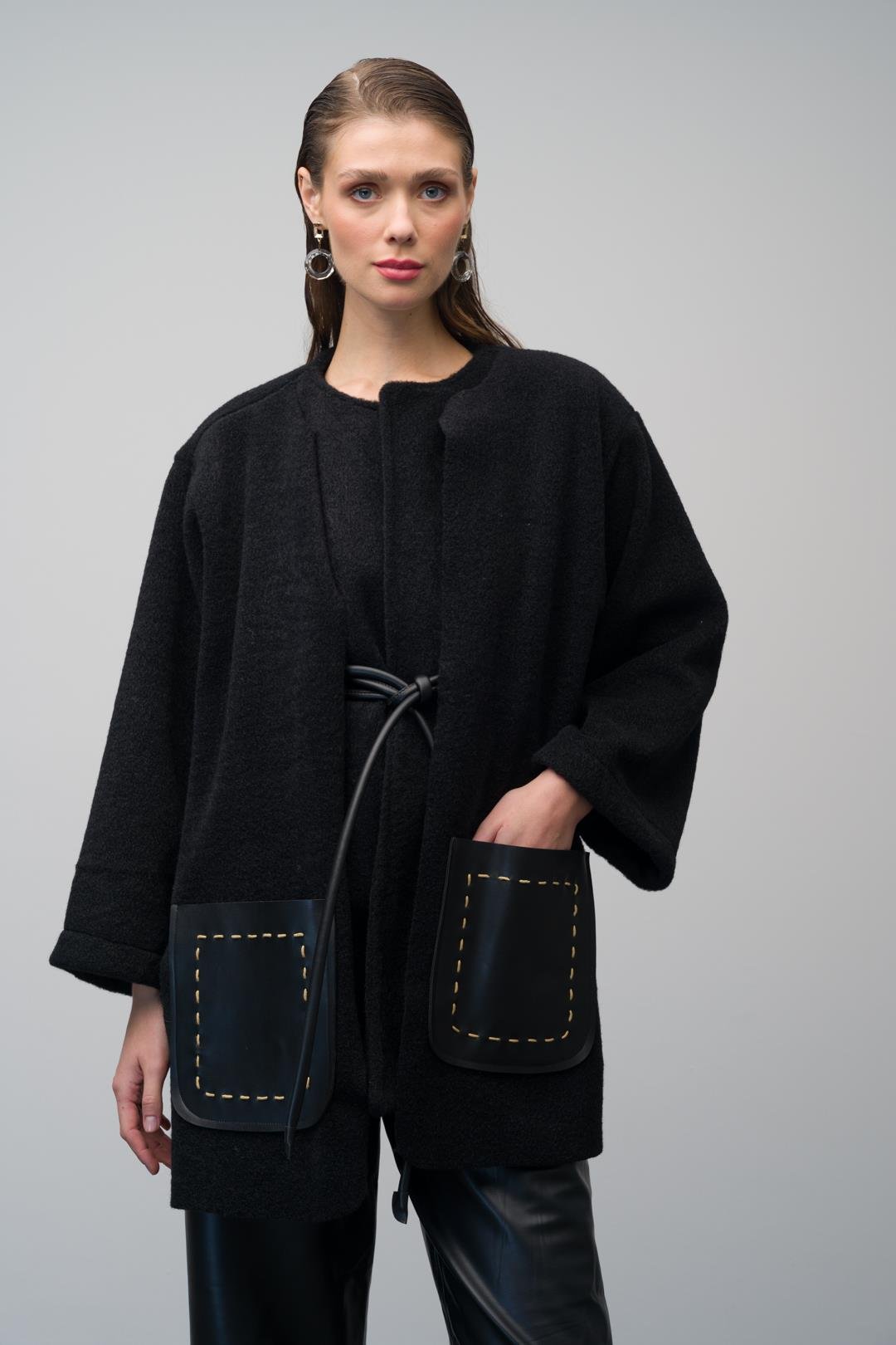 Deri Cep ve Kemer Detaylı Astarsız Salaş Kaban SİYAH 3076