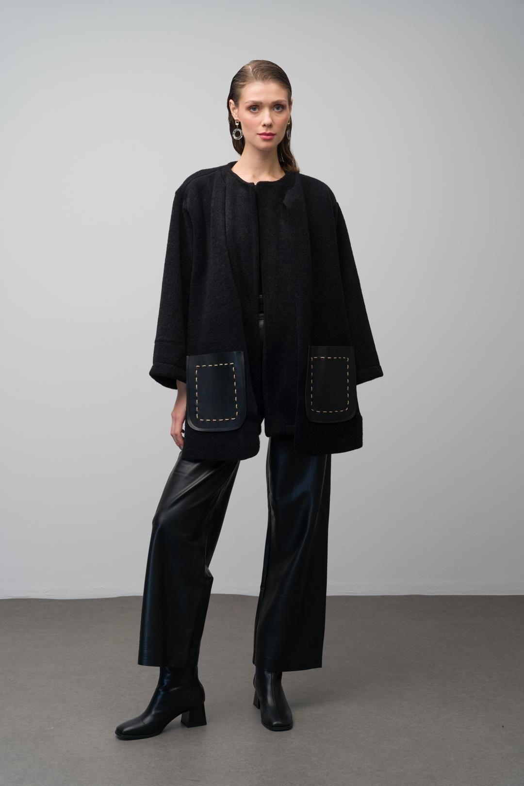 Deri Cep ve Kemer Detaylı Astarsız Salaş Kaban SİYAH 3076