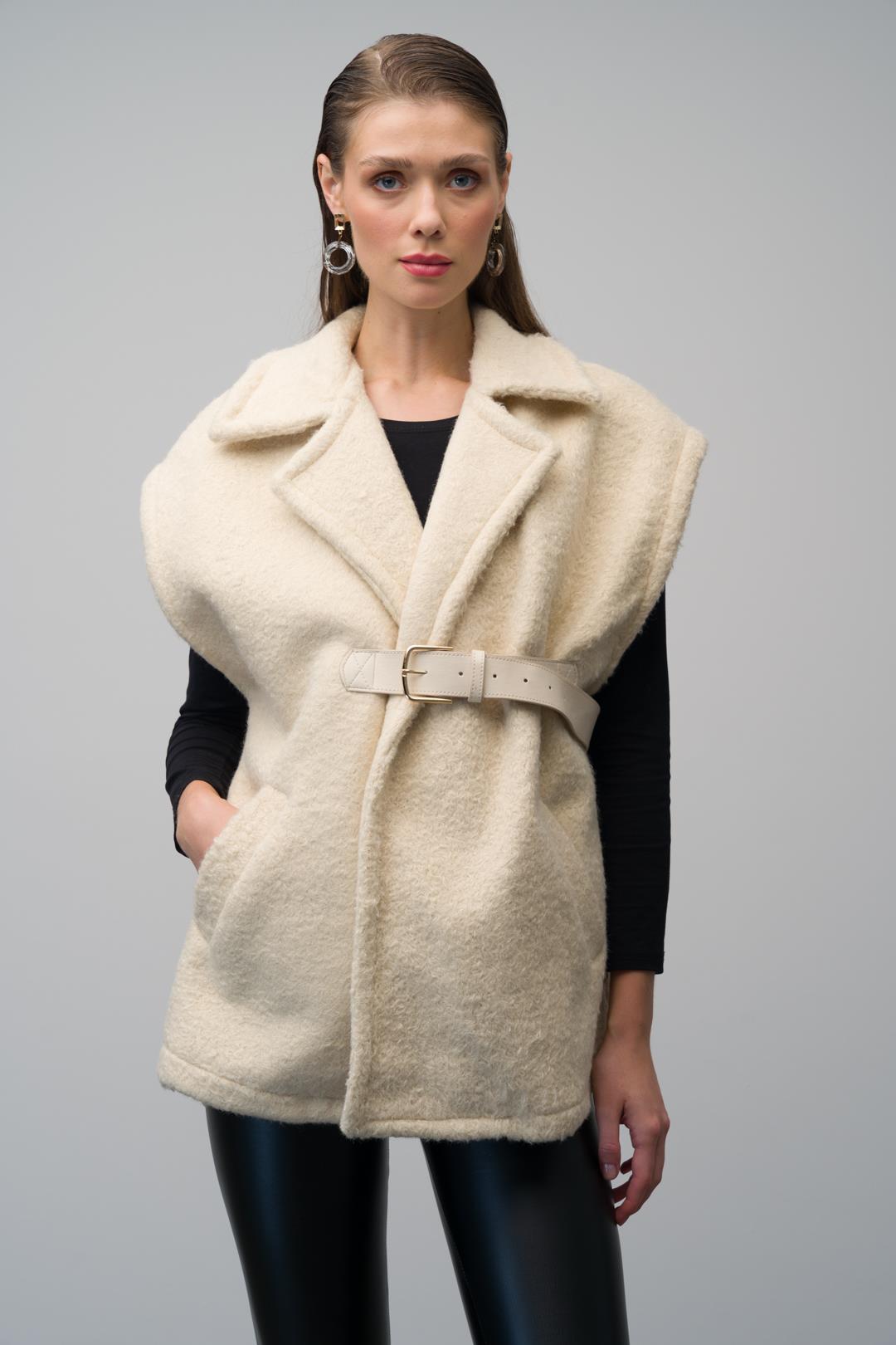 سترة كاجوال مع حزام جلدي وبطانة كريم 8242