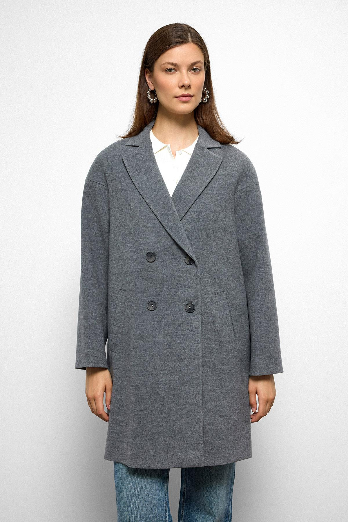 Desenli Astarlı Oversize Kruvaze Kaban GRİ 3095