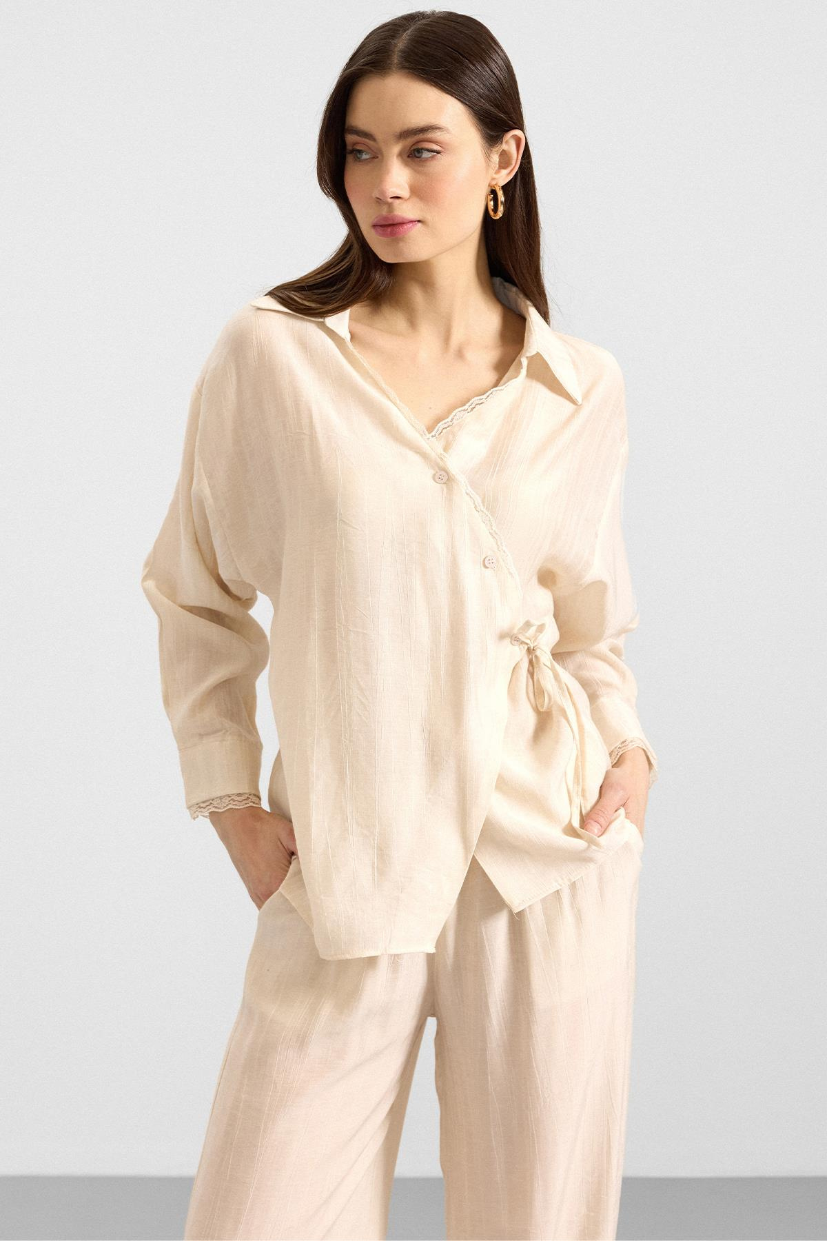 Düğme ve Bağcık Kapamalı Kimono Pantolon İkili Takım KREM 9414-TK