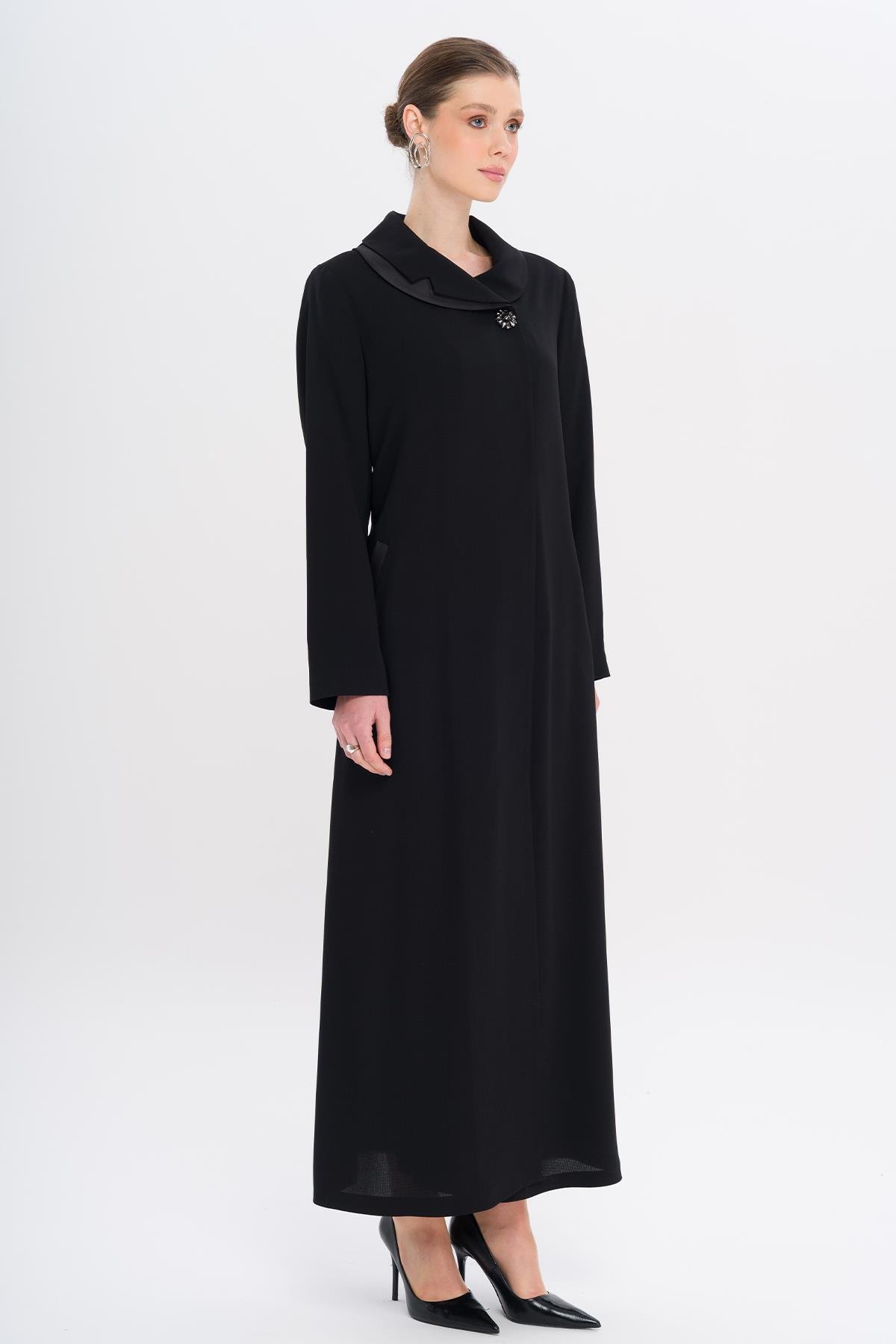 Düğmesi Taşlı Saten Detaylı Astarlı Büyük Beden Pardesü SİYAH 6720