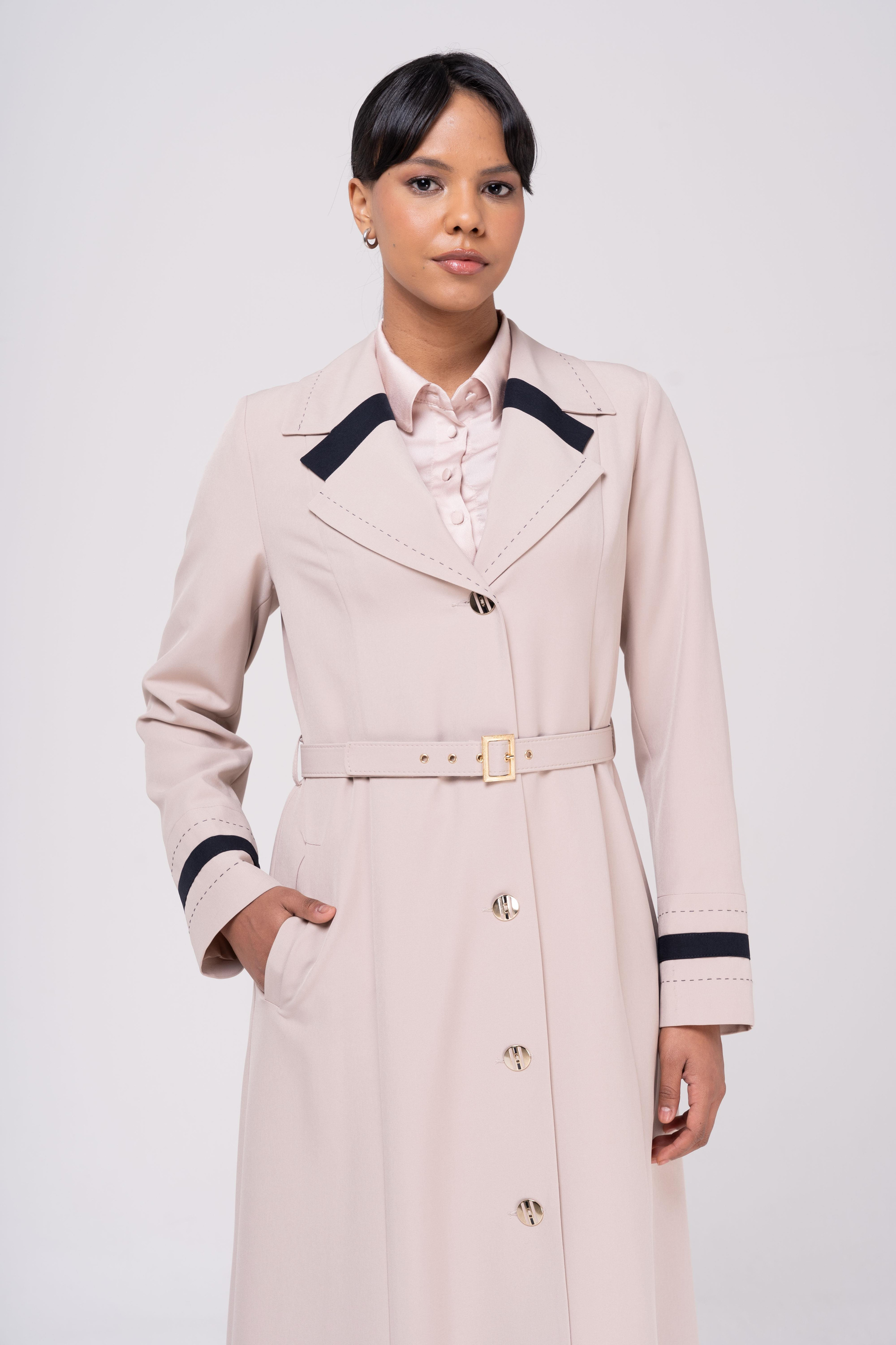 Men's Lined Coat with Collar Point and Belt Detail IVORY 6552