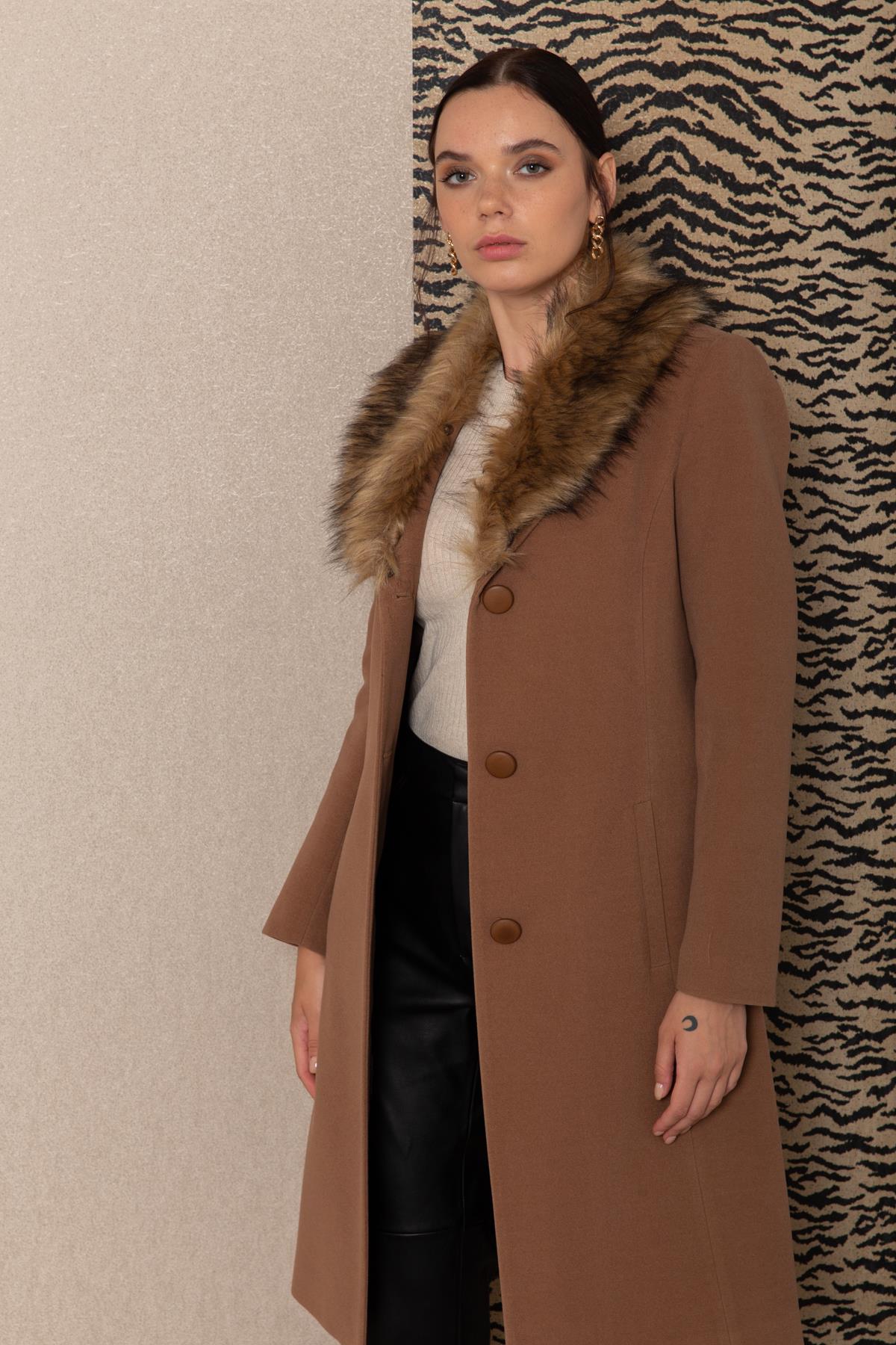 معطف فرو رجالي بياقة قابلة للإزالة التبغ 3620-Y