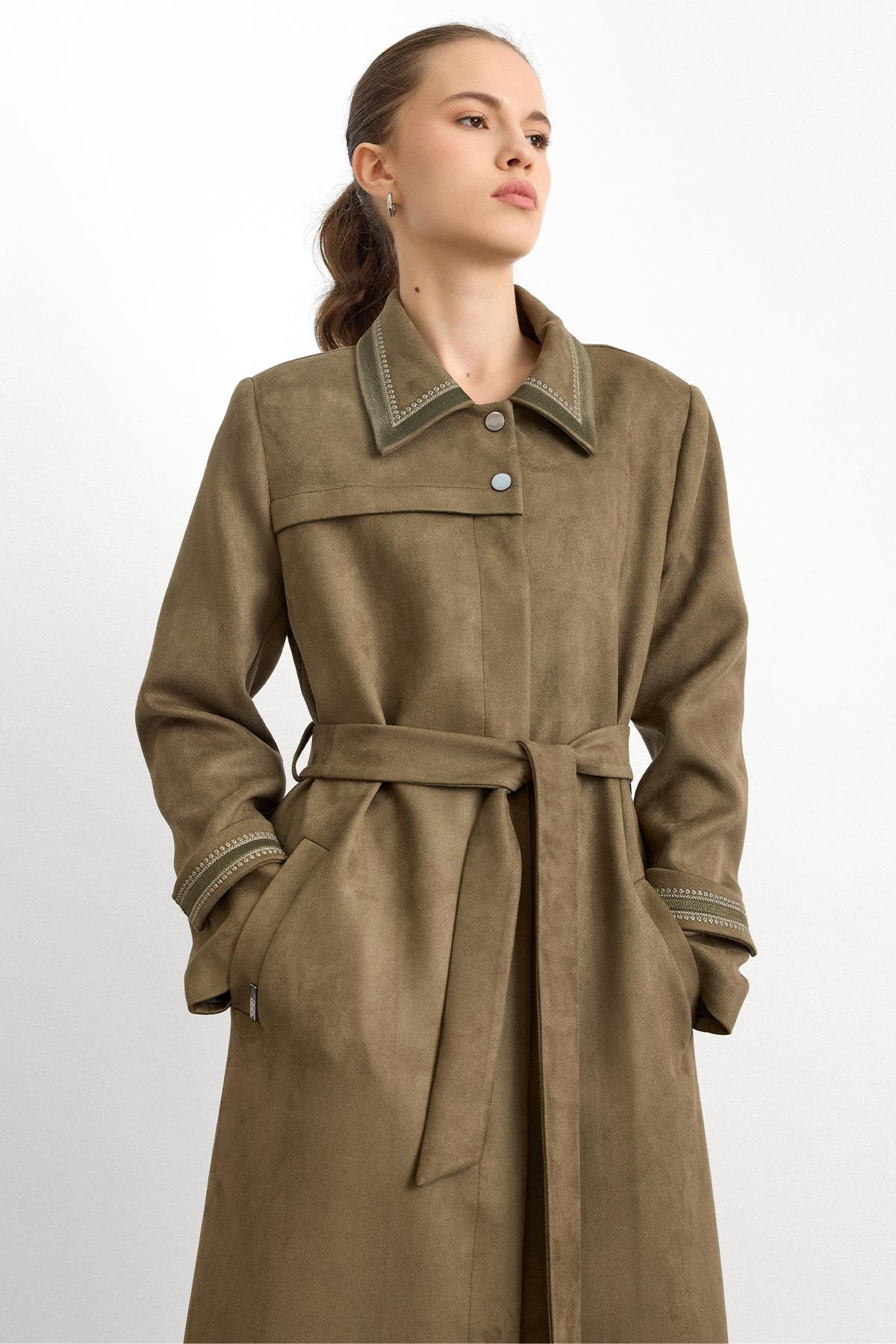 Gömlek Yaka İşleme Detaylı Süet Görünümlü Büyük Beden Pardesü A.HAKİ 6785