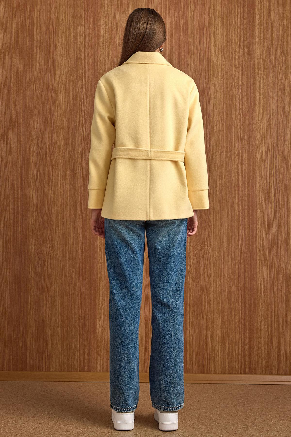 Gömlek Yaka Kuşak Detaylı Oversize Kısa Kaban SARI 3155