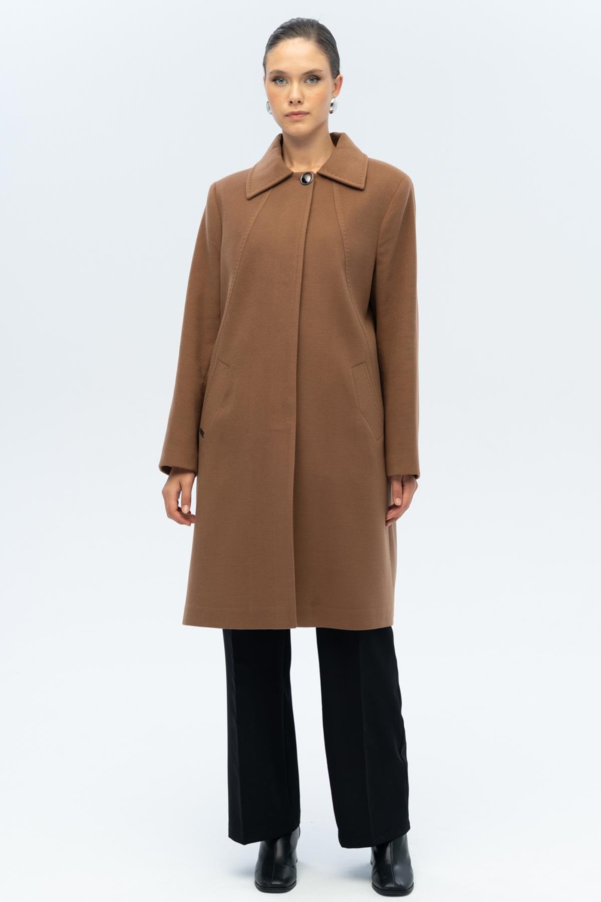 Gömlek Yaka Punto Detaylı Büyük Beden Kaban TABA 3117