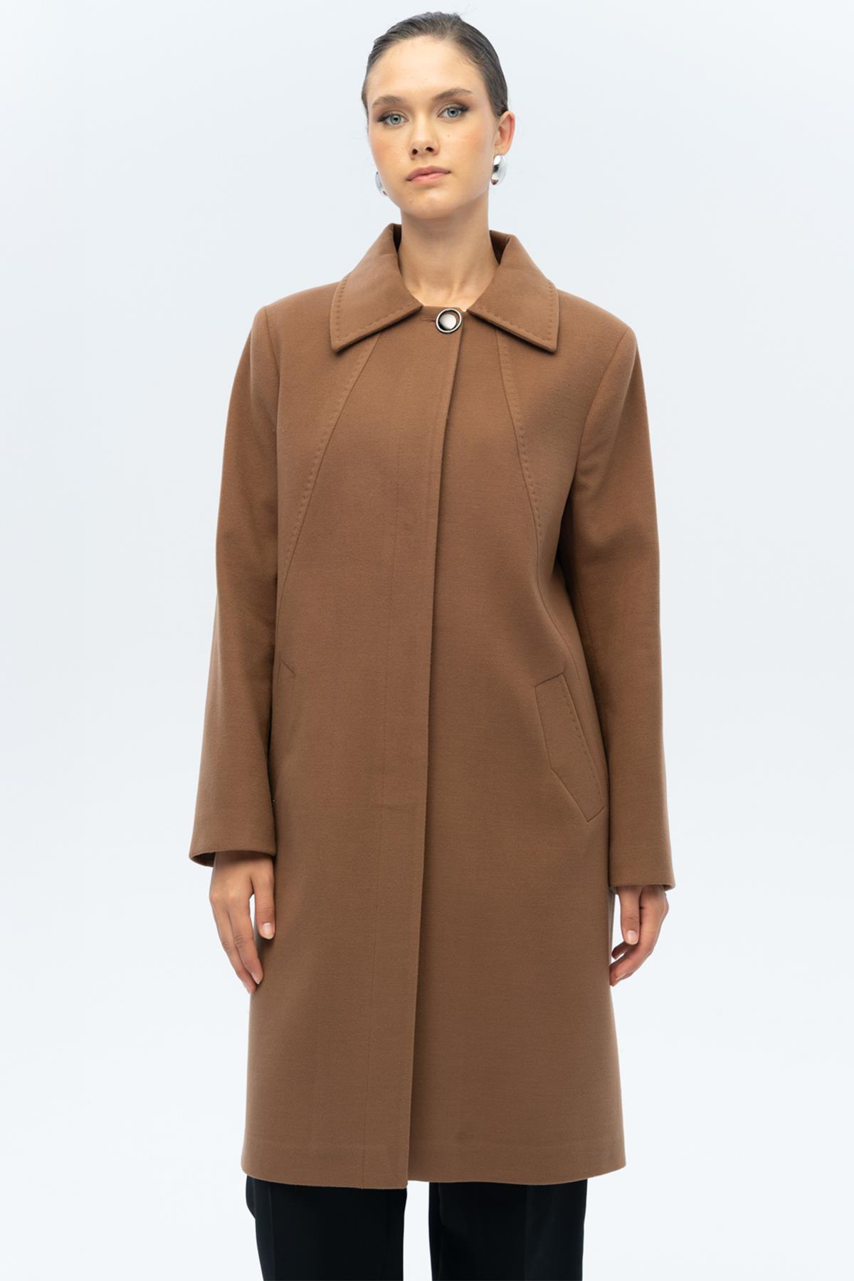 Gömlek Yaka Punto Detaylı Büyük Beden Kaban TABA 3117