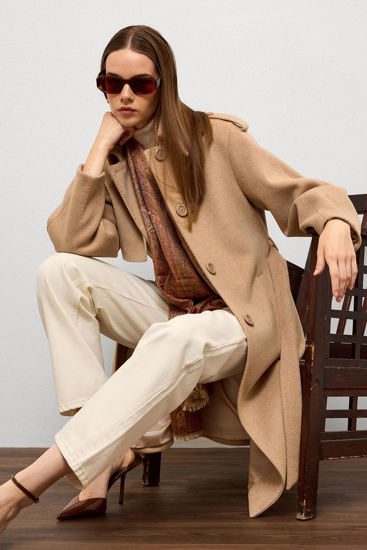 Gömlek Yaka Punto Dikiş Detaylı Premium Kaban A.KAMEL 3125