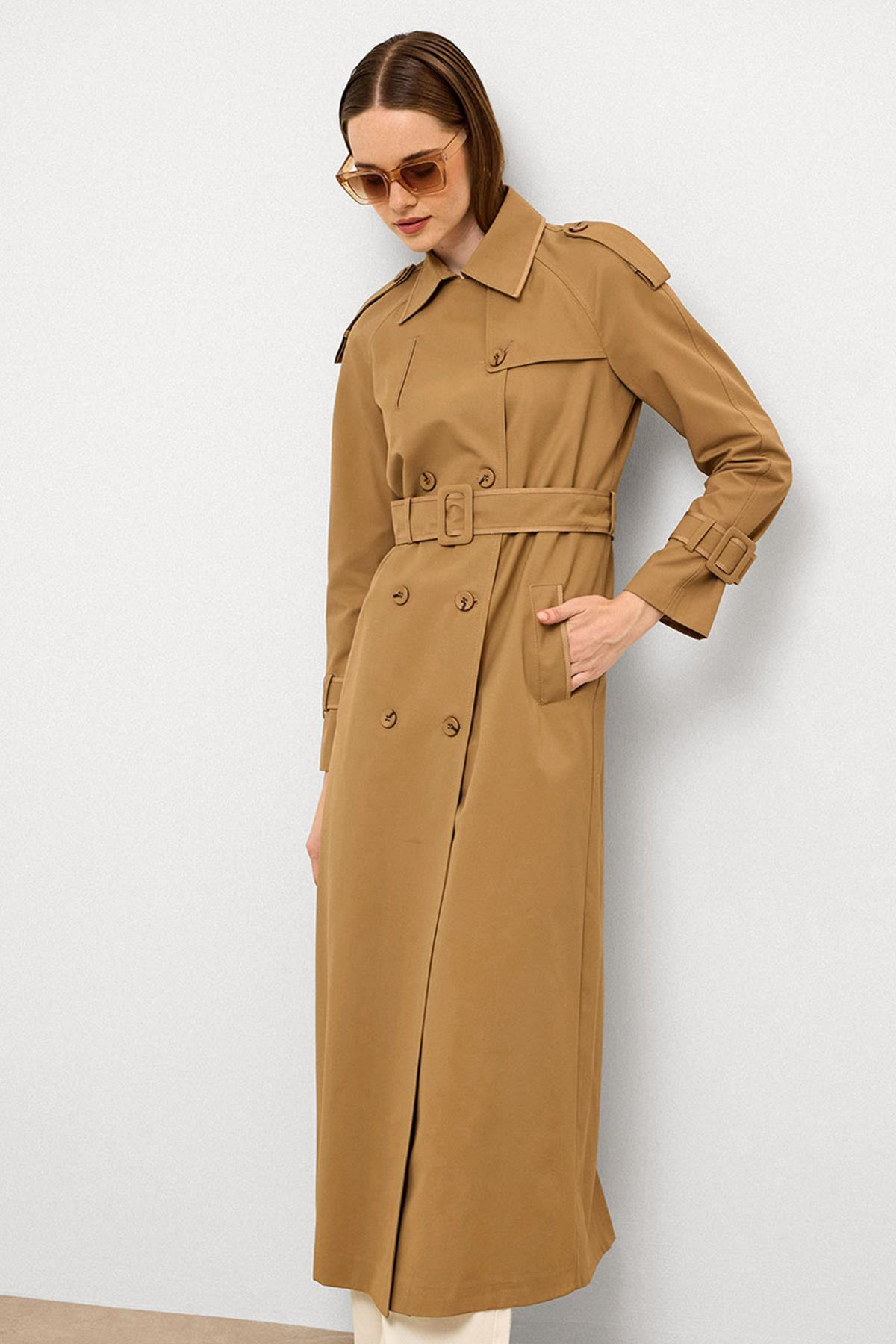 Grogren Detaylı Su İtici Özellikli Uzun Trençkot KAMEL 6778