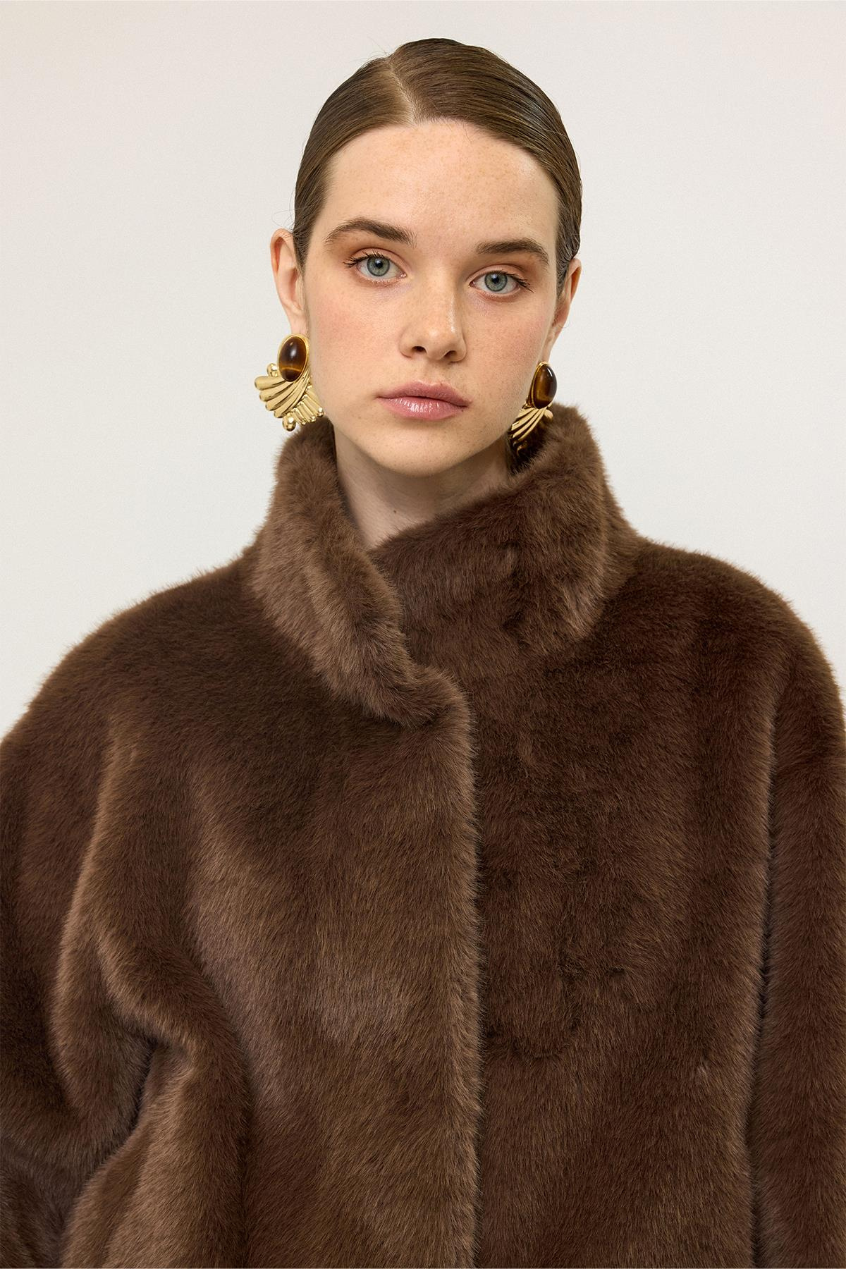 Hakim Yaka Exclusive Kürk Görünümlü Ceket KAHVE 1005