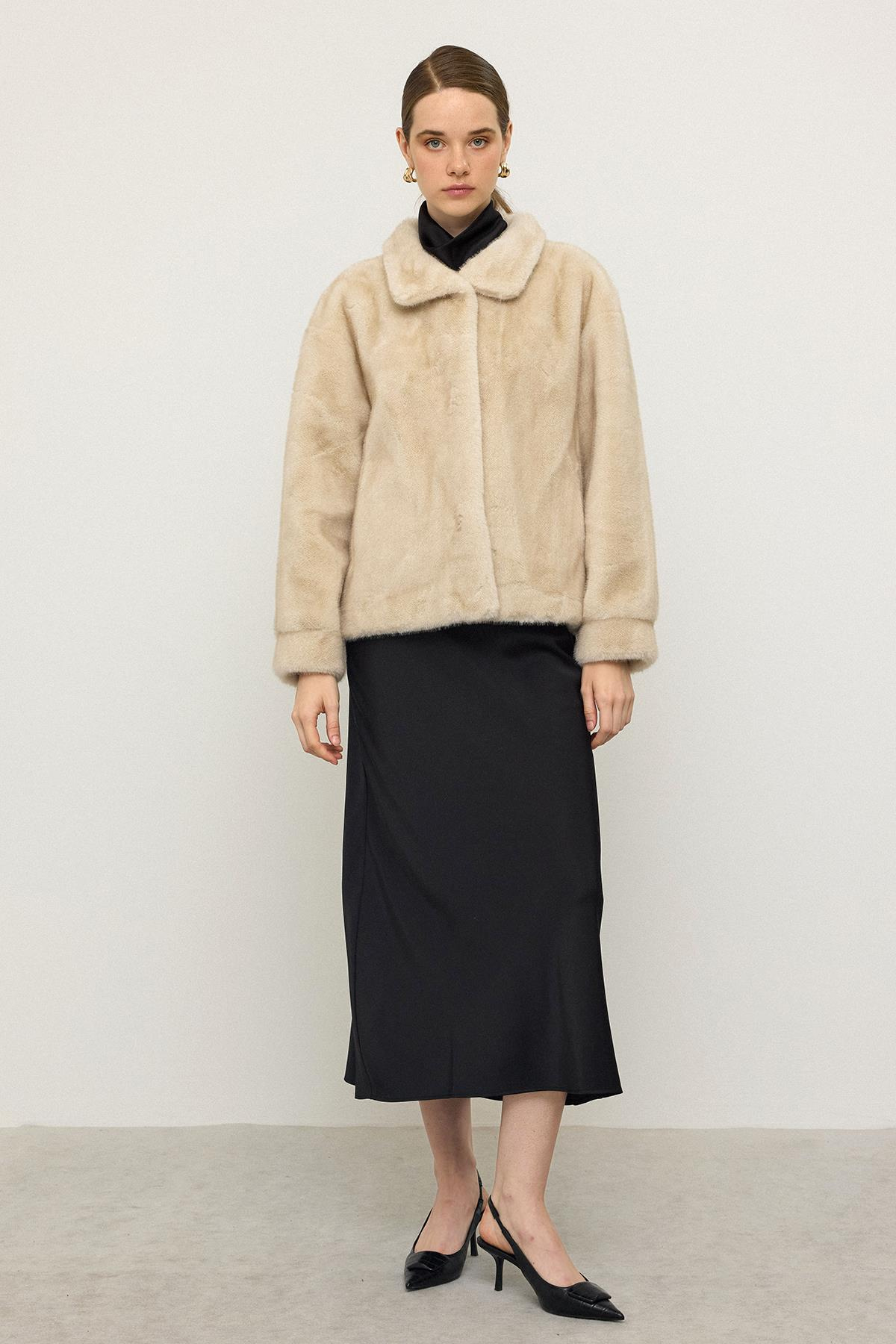 Hakim Yaka Exclusive Kürk Görünümlü Ceket BEJ 1005