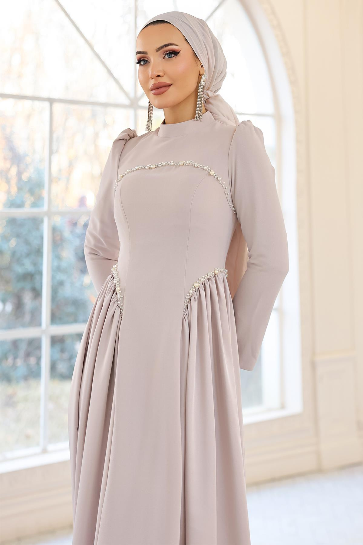 İnci Detaylı Krep ve Saten Kombinli Kloş Tesettür TAŞ 1686