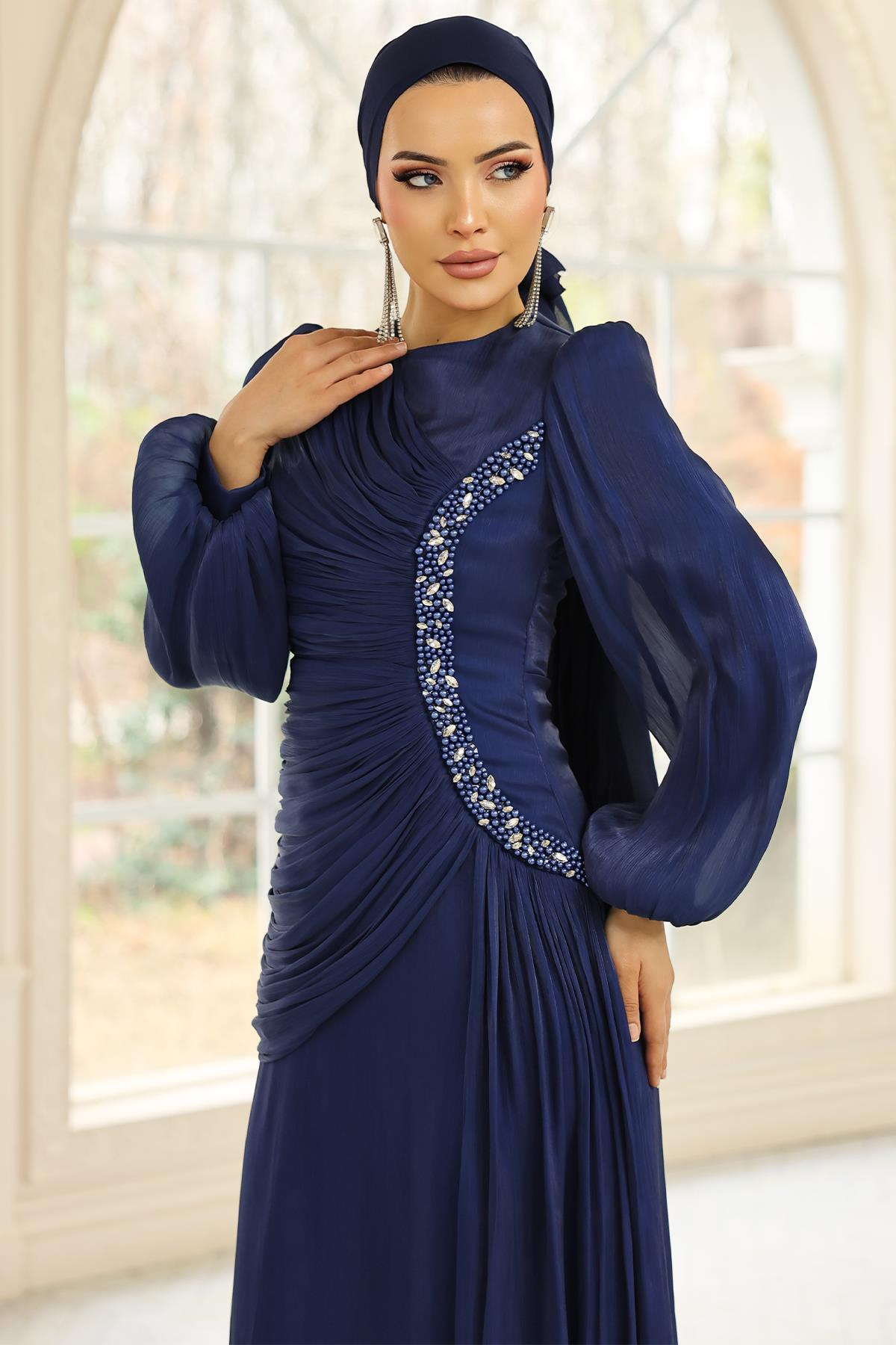 İnci ve Pilise Detaylı Yoryo İpek Tesettür Abiye Elbise K. İNDİGO 1249