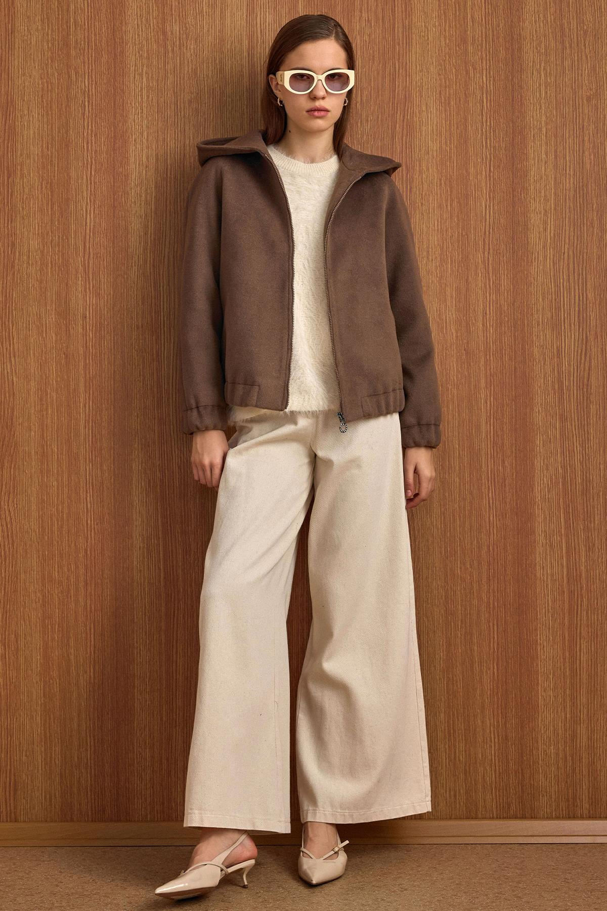 Kapüşonlu Beli Lastikli Oversize Kısa Kaban VİZON 3162