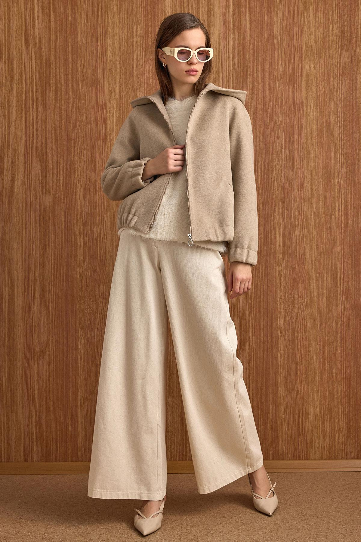 Kapüşonlu Beli Lastikli Oversize Kısa Kaban TAŞ 3162