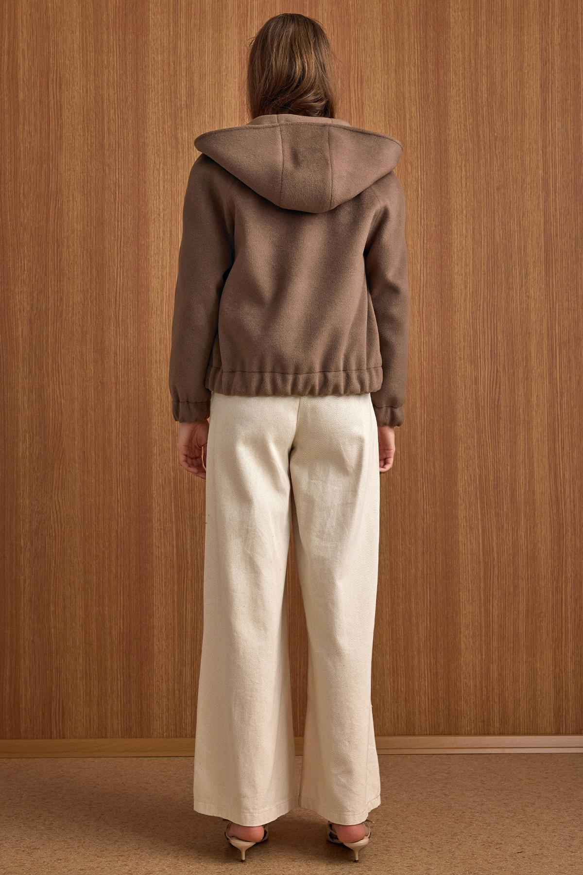 Kapüşonlu Beli Lastikli Oversize Kısa Kaban VİZON 3162