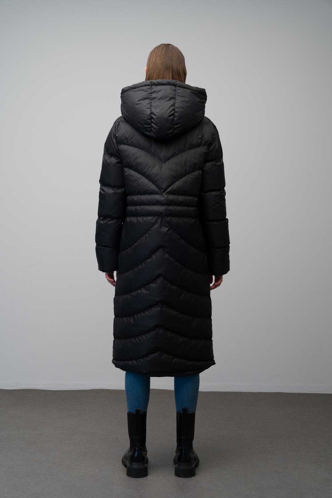 Kapüşonlu Desen Detaylı Uzun Şişme Mont SİYAH 6669