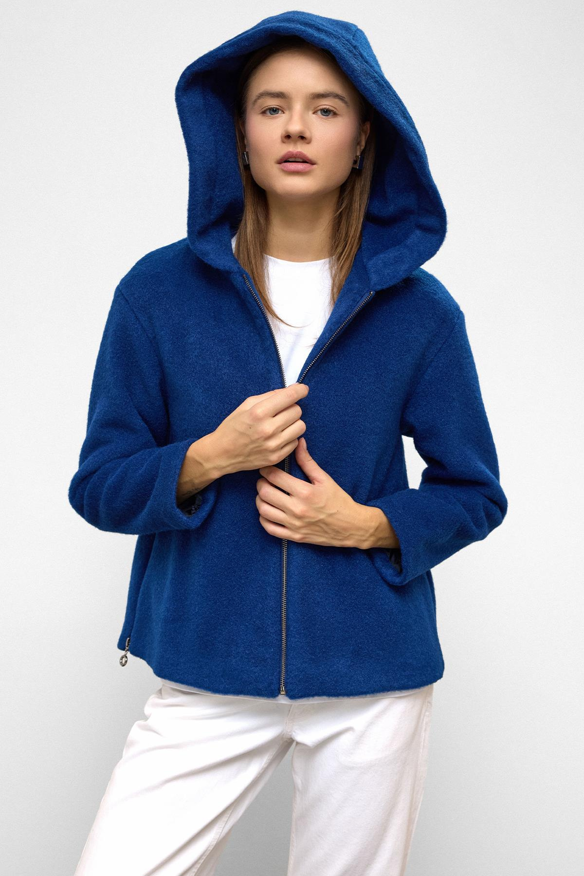 Kapüşonlu Fermuar Detaylı Oversize Kısa Kaban SAKS 3130