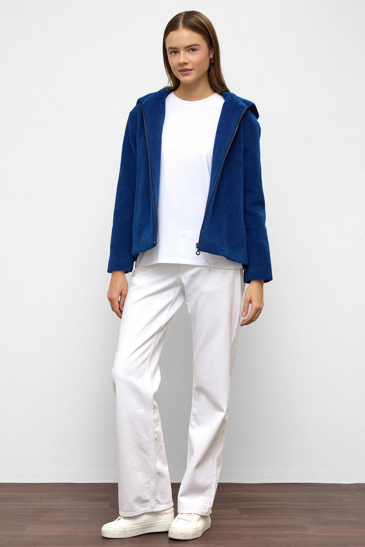 Kapüşonlu Fermuar Detaylı Oversize Kısa Kaban SAKS 3130