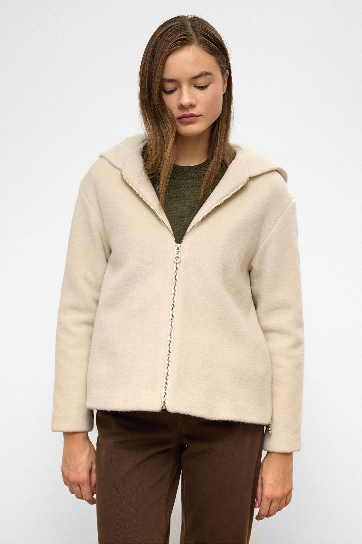 Kapüşonlu Fermuar Detaylı Oversize Kısa Kaban BEJ 3130