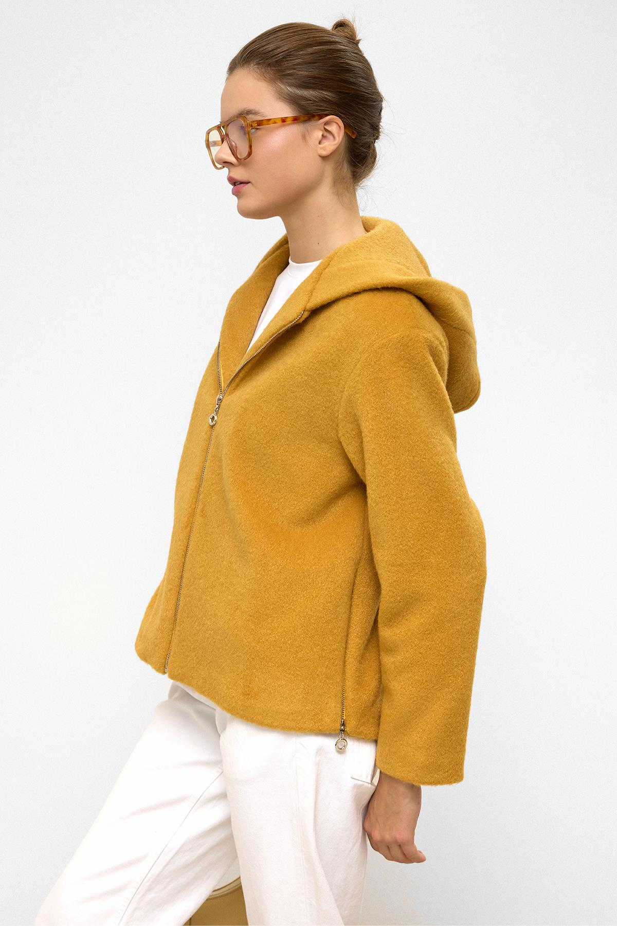 Kapüşonlu Fermuar Detaylı Oversize Kısa Kaban HARDAL 3130