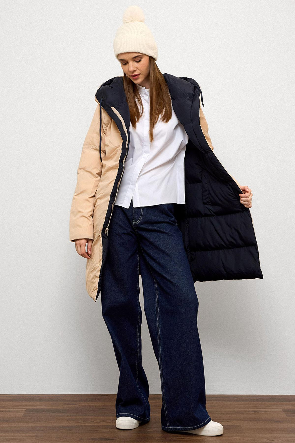 Kapüşonlu İki Renkli Çift Taraflı Şişme Mont LACİ-TAŞ 5371